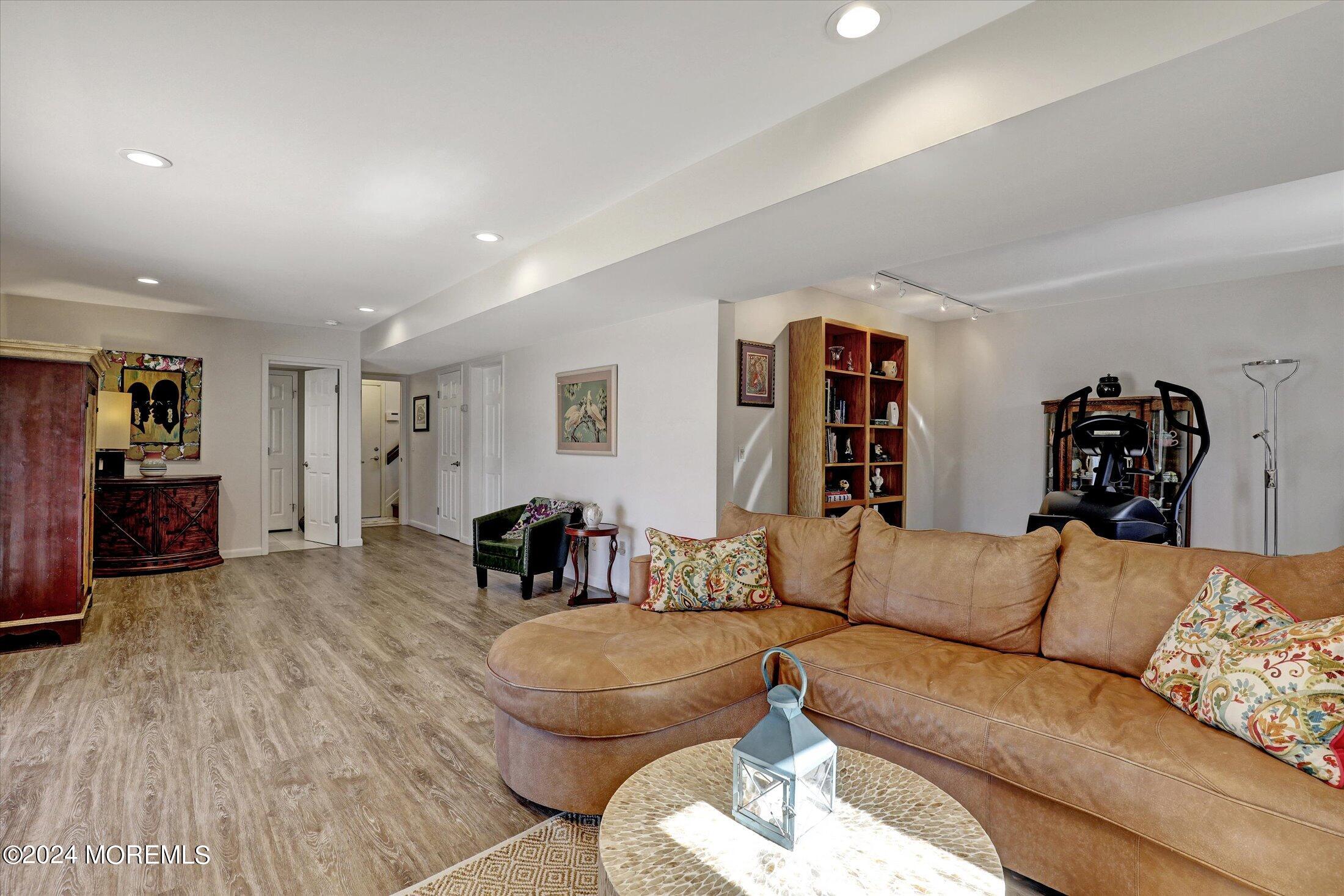 1702 Holbrook Street