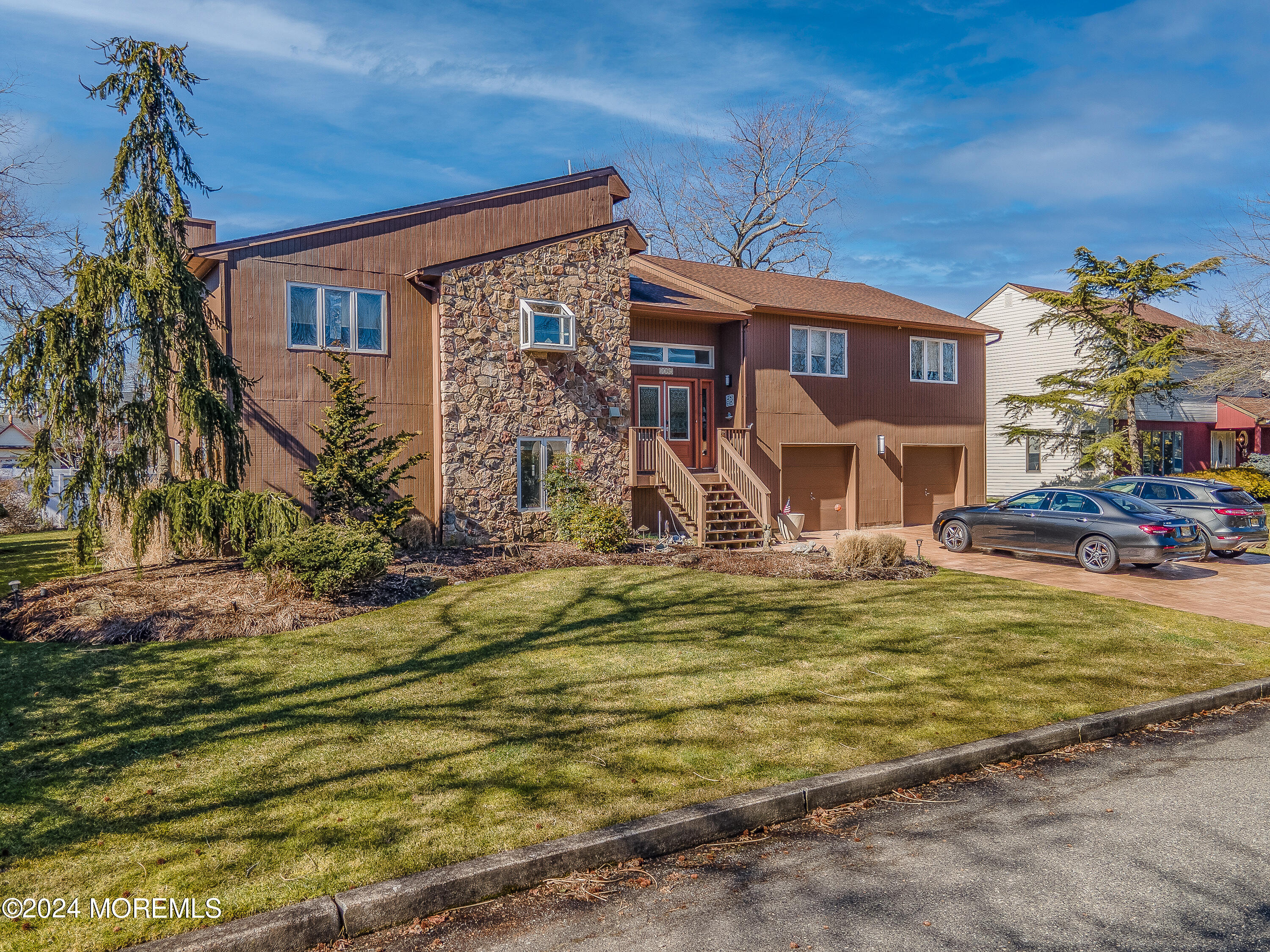 1702 Holbrook Street