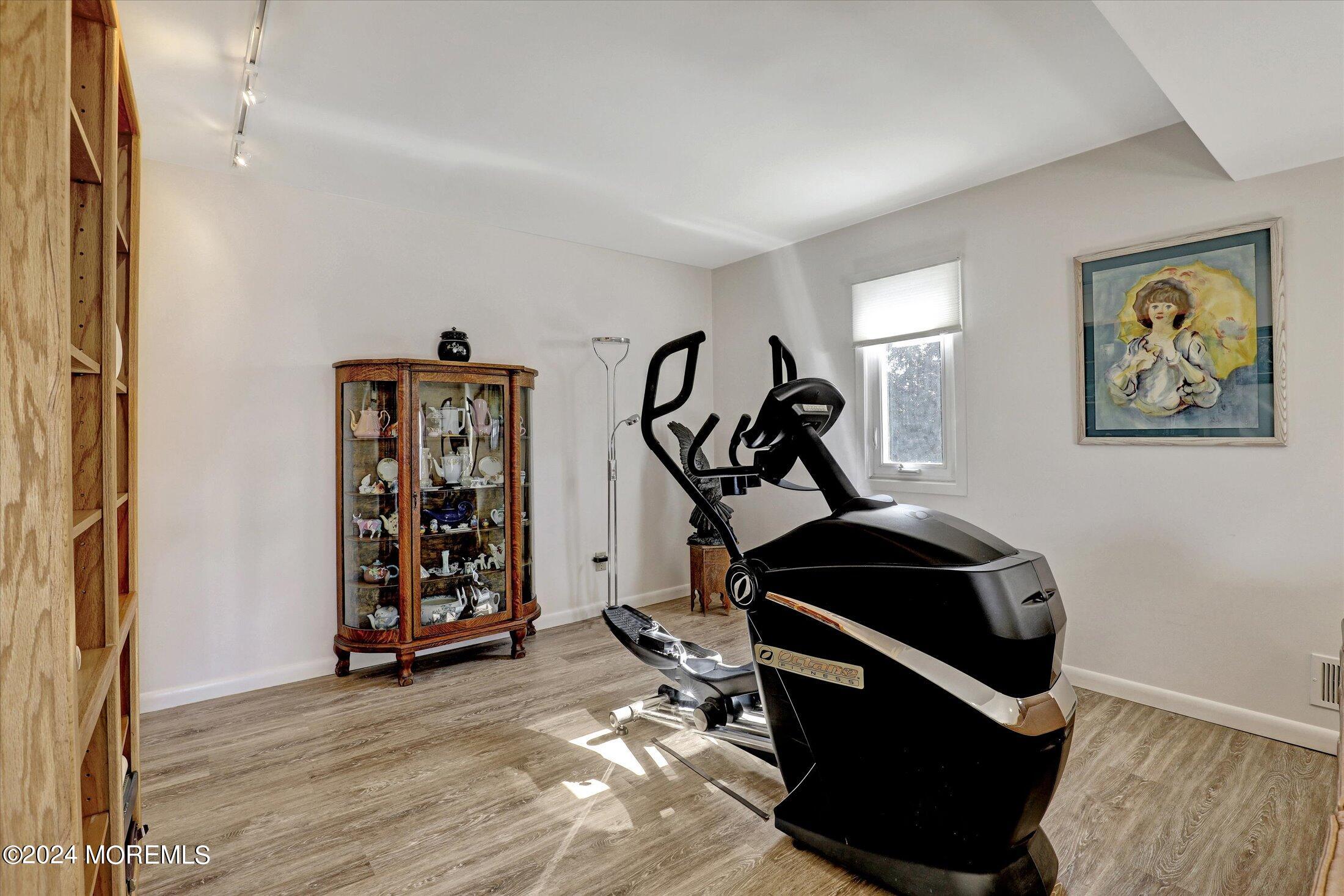 1702 Holbrook Street