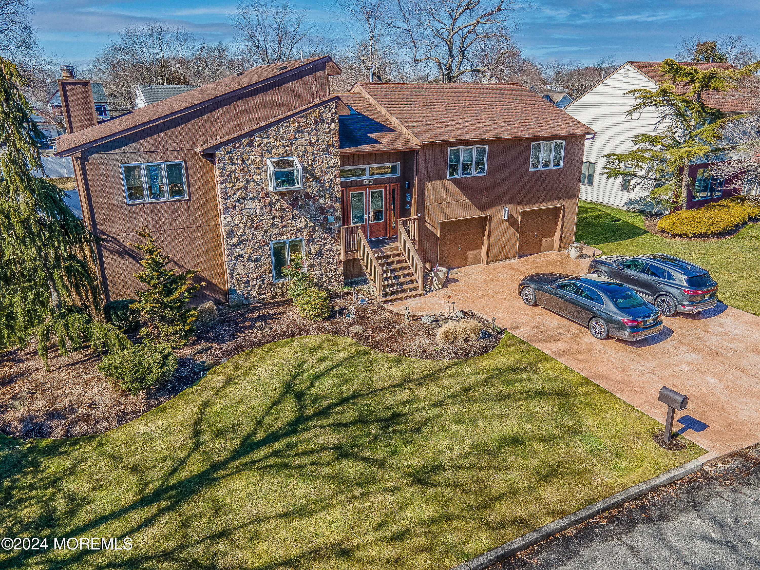 1702 Holbrook Street