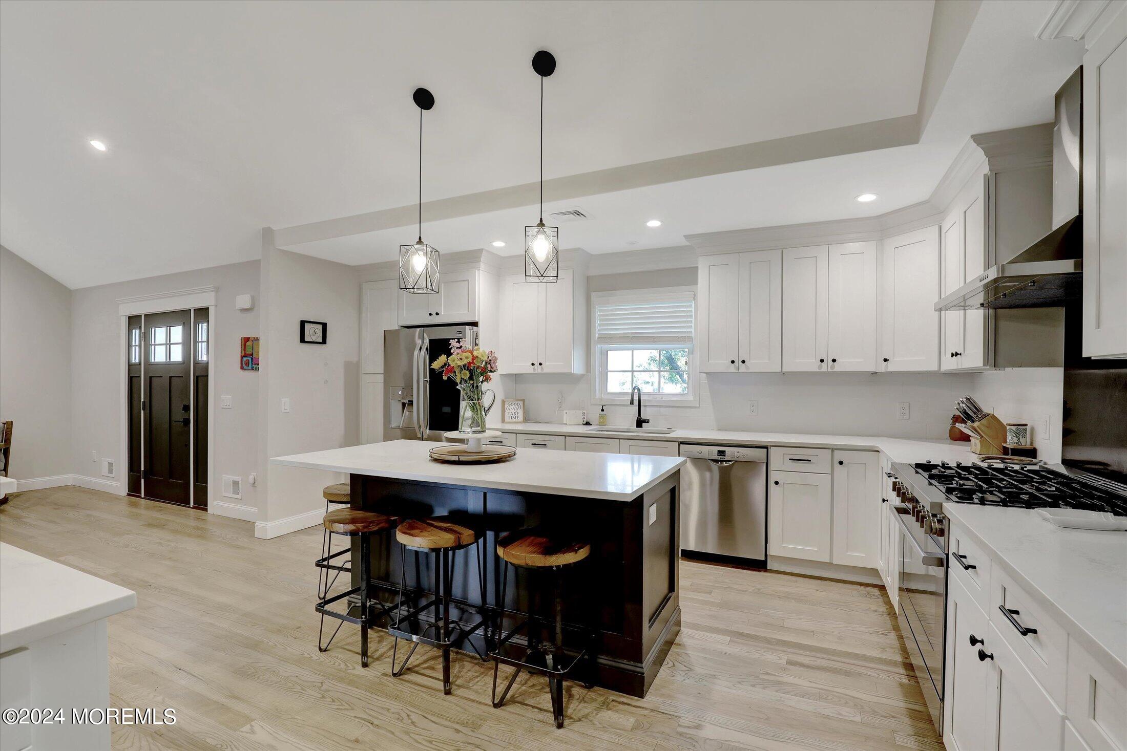 38 Kenneth Terrace W