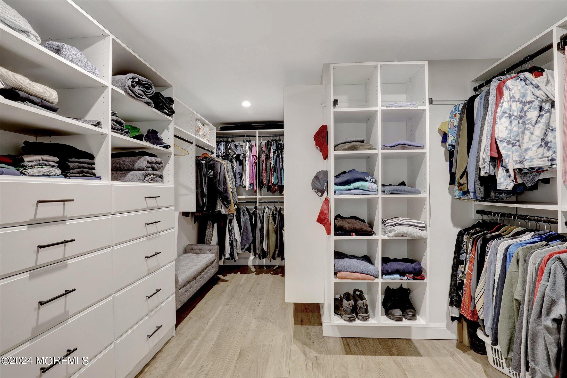 38 Kenneth Terrace W