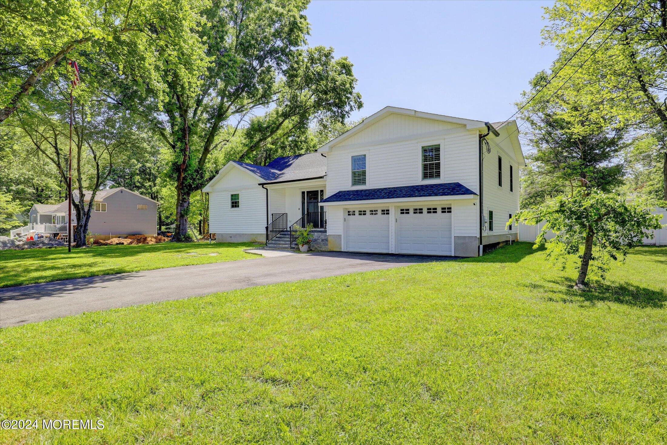 38 Kenneth Terrace W