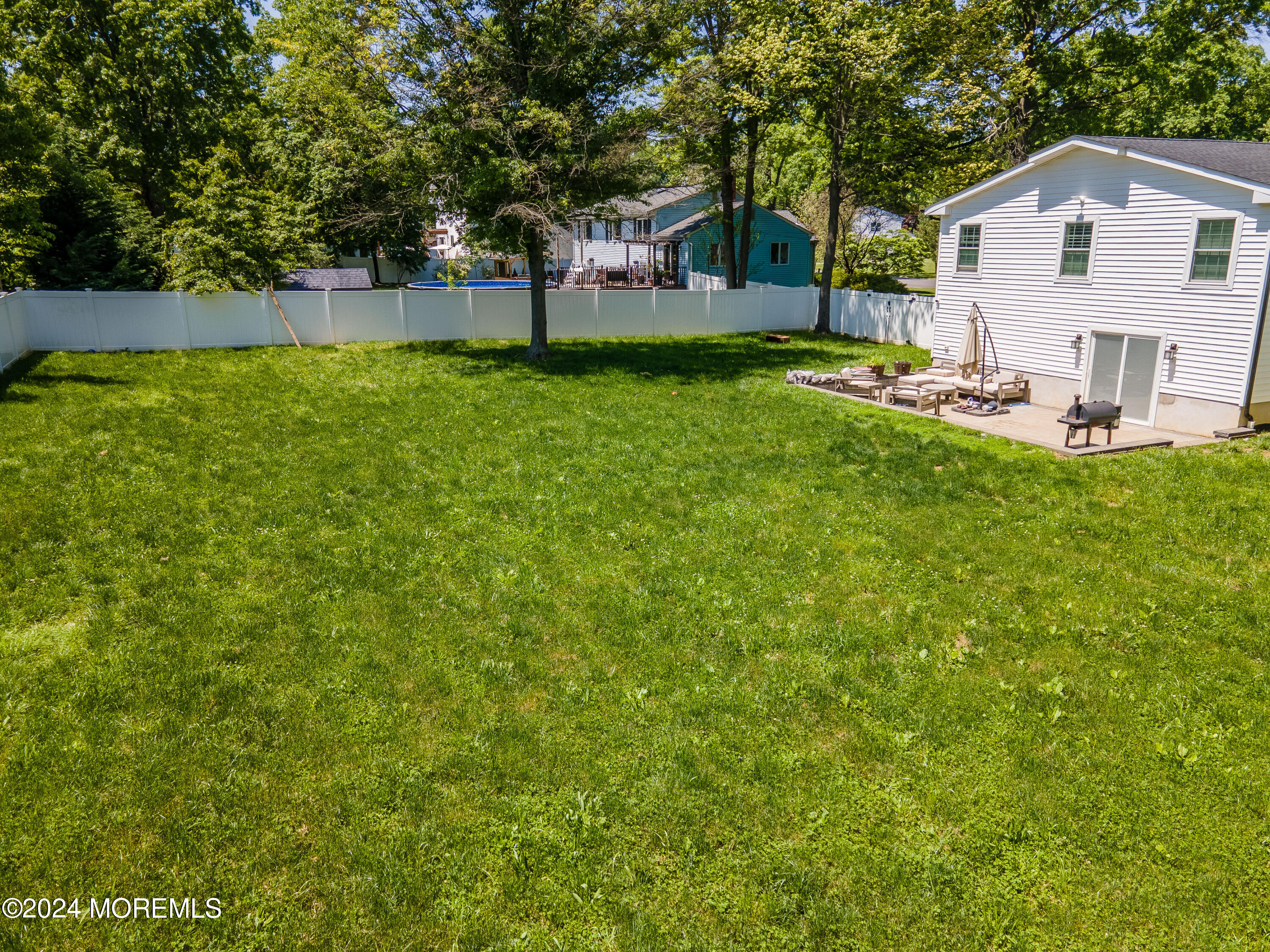 38 Kenneth Terrace W