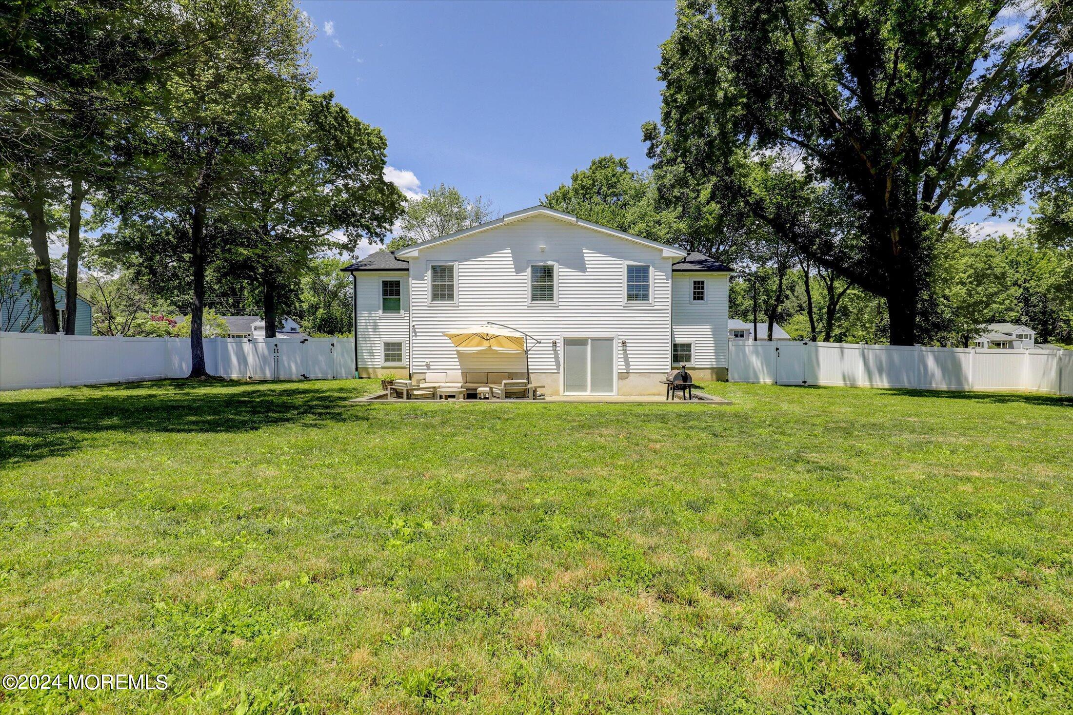 38 Kenneth Terrace W