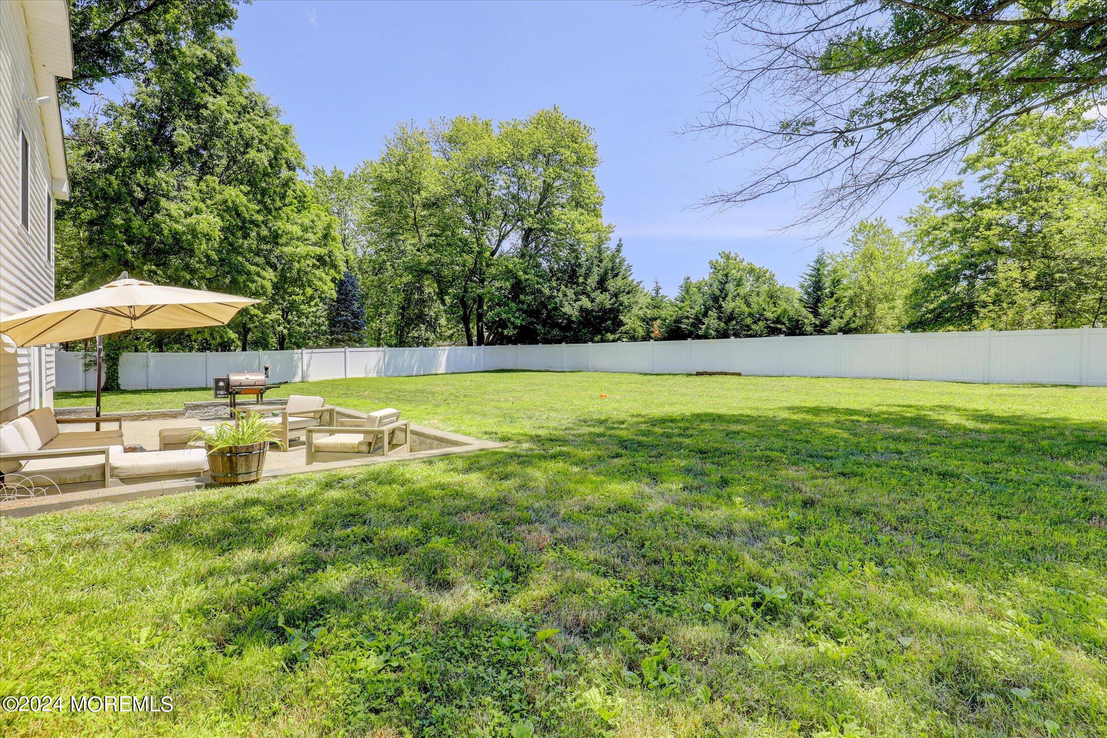 38 Kenneth Terrace W