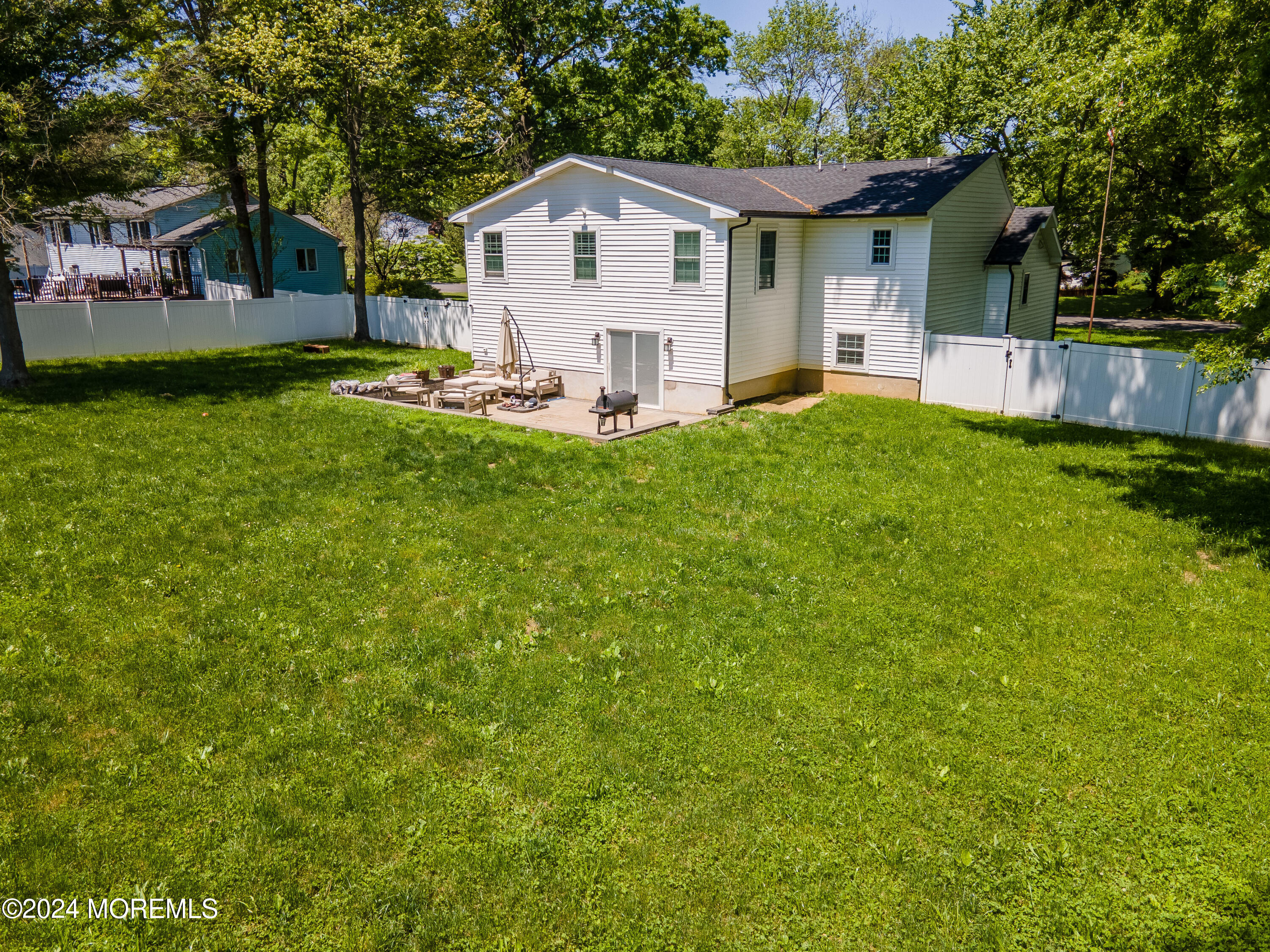 38 Kenneth Terrace W