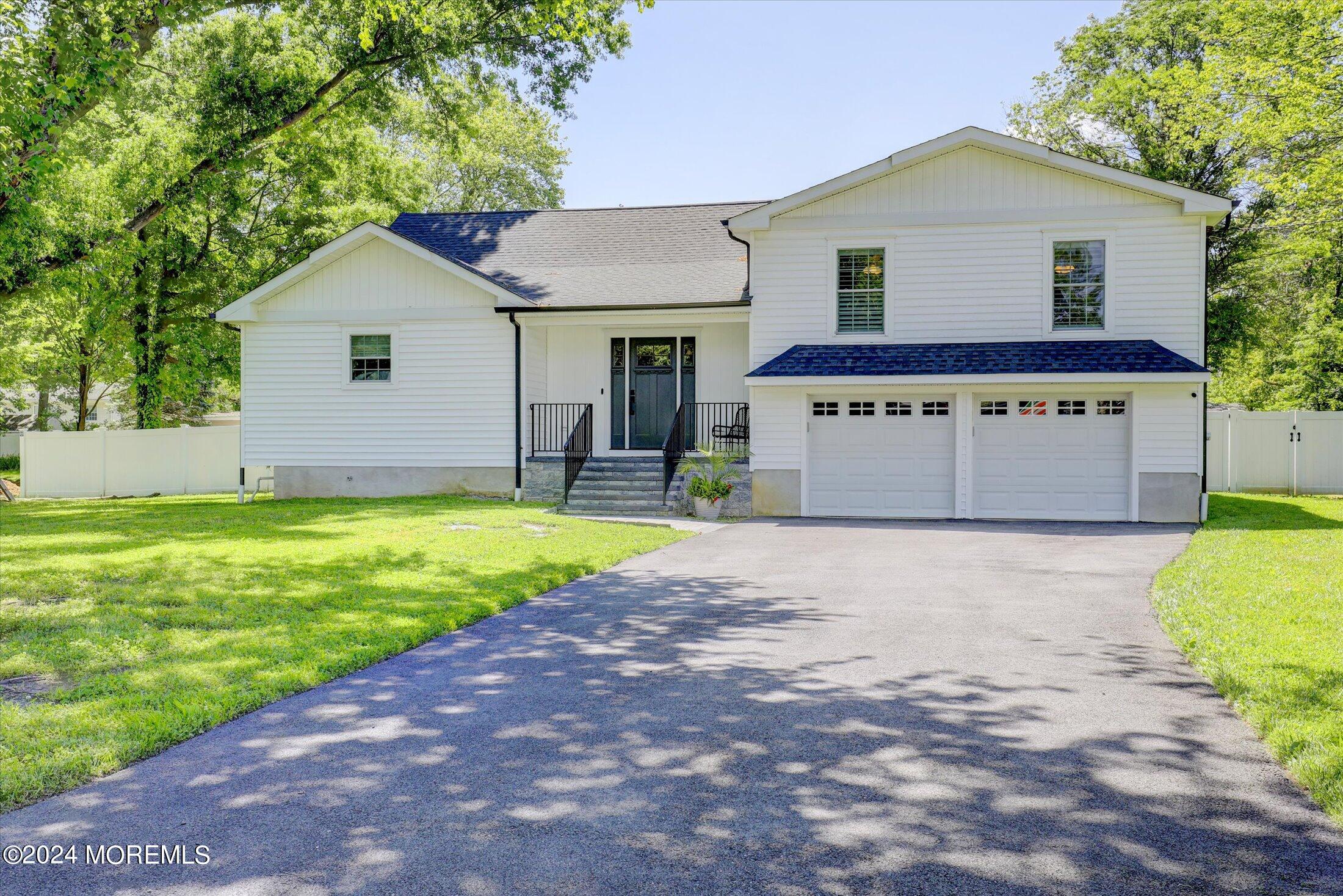 38 Kenneth Terrace W