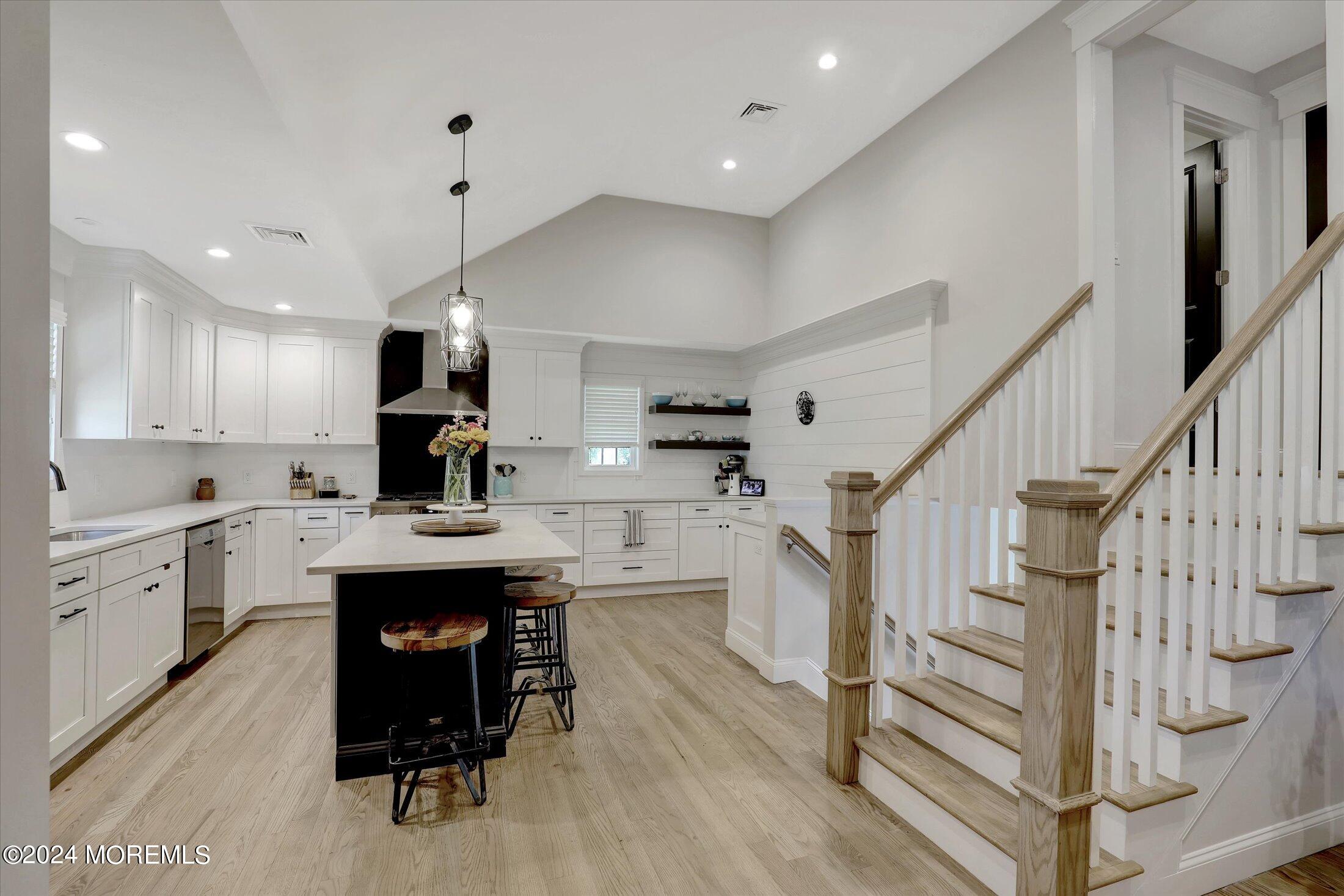 38 Kenneth Terrace W