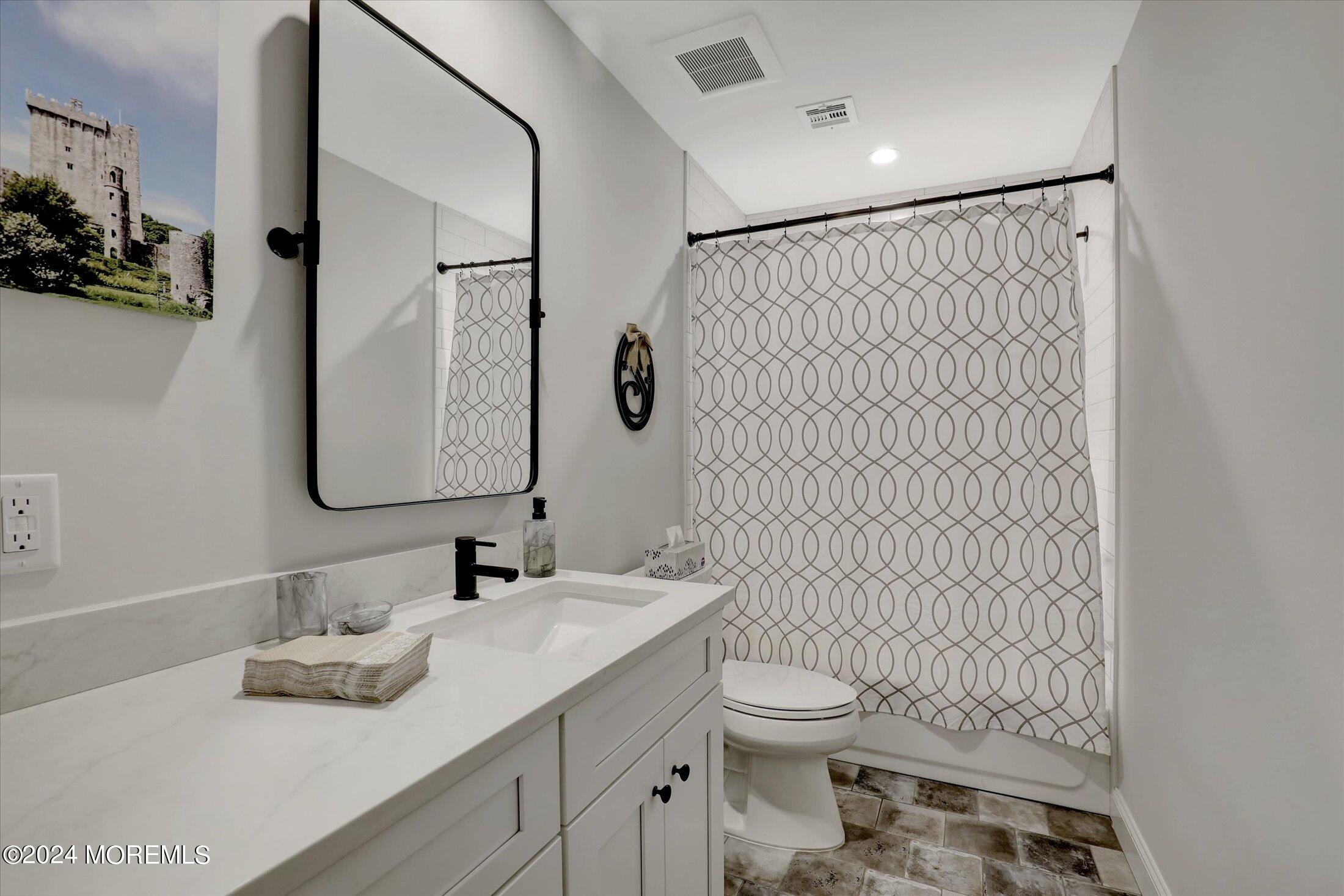 38 Kenneth Terrace W