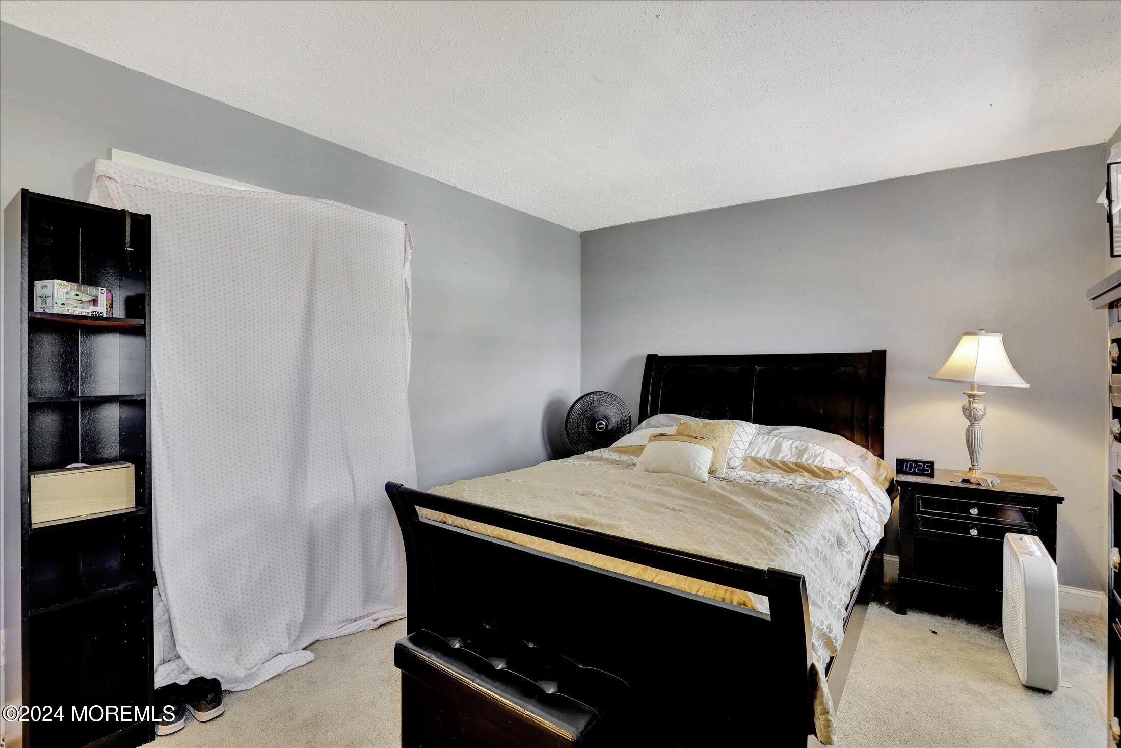 1228 Baylis Court