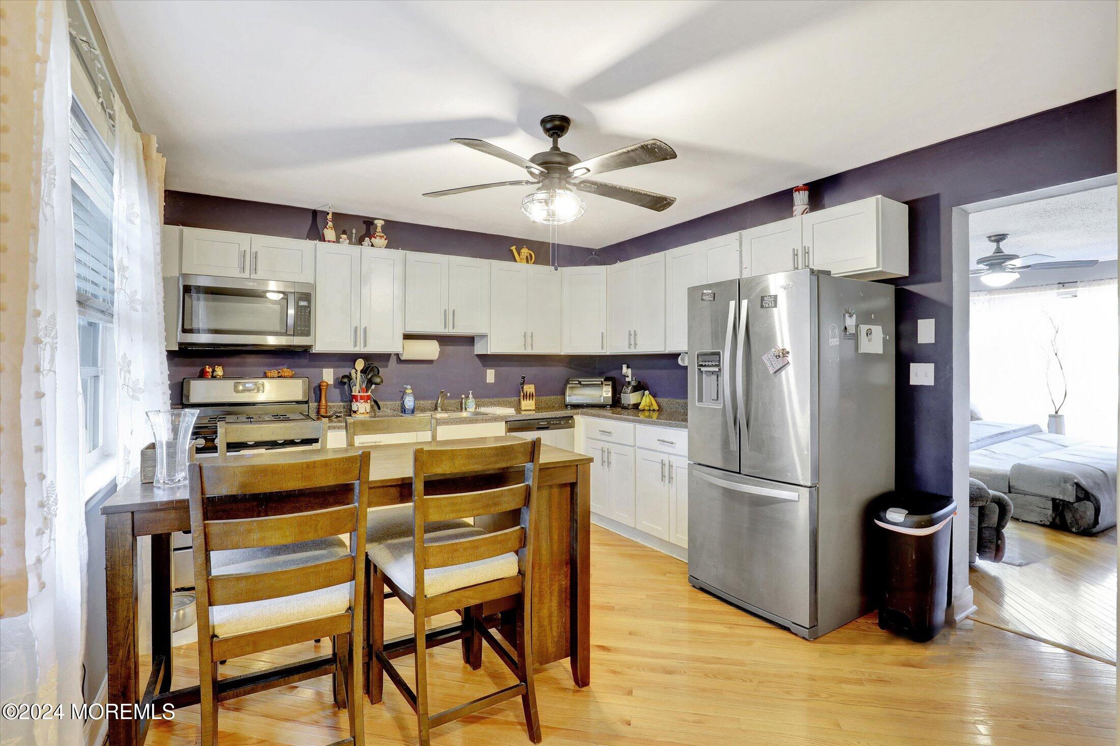 1228 Baylis Court