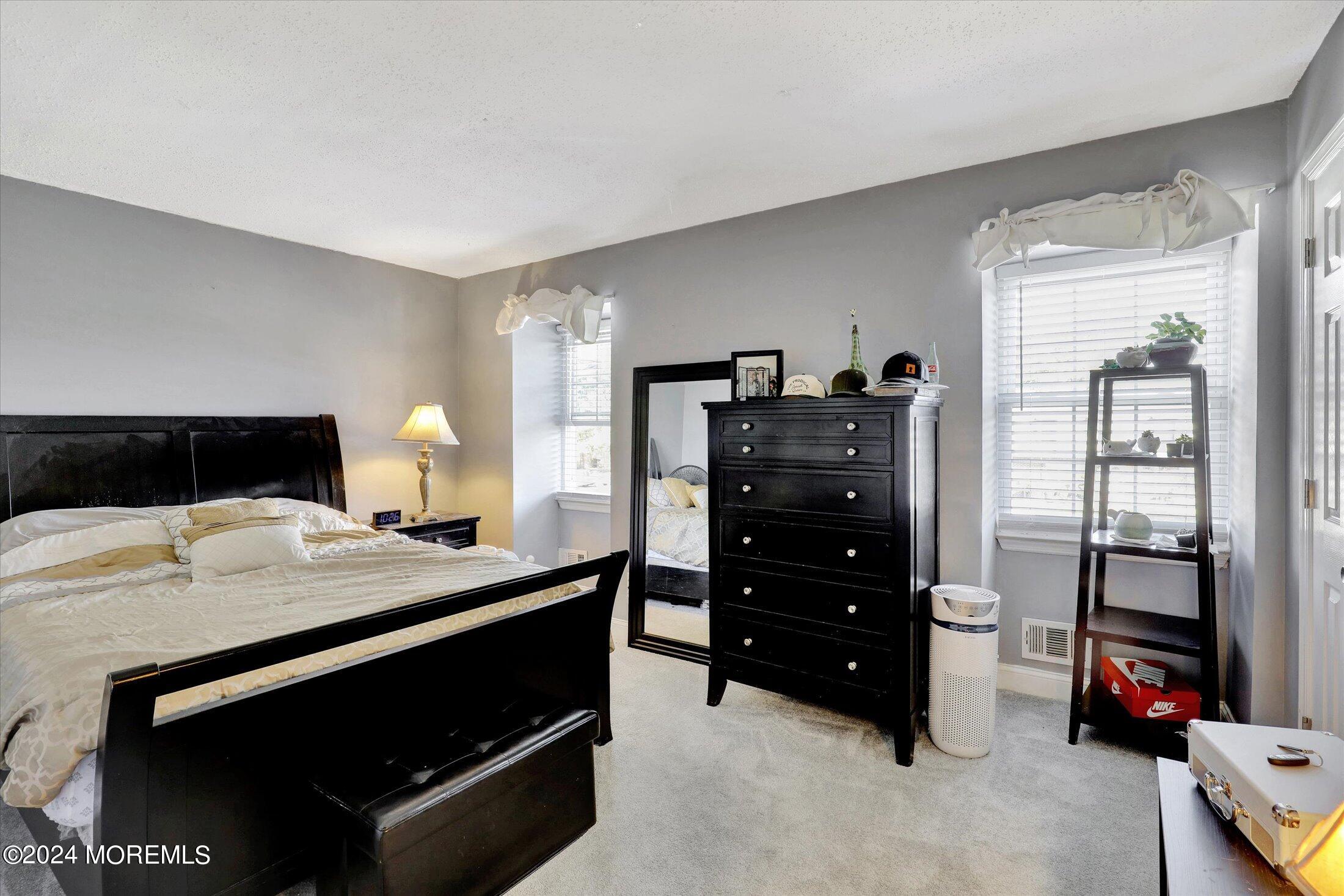 1228 Baylis Court
