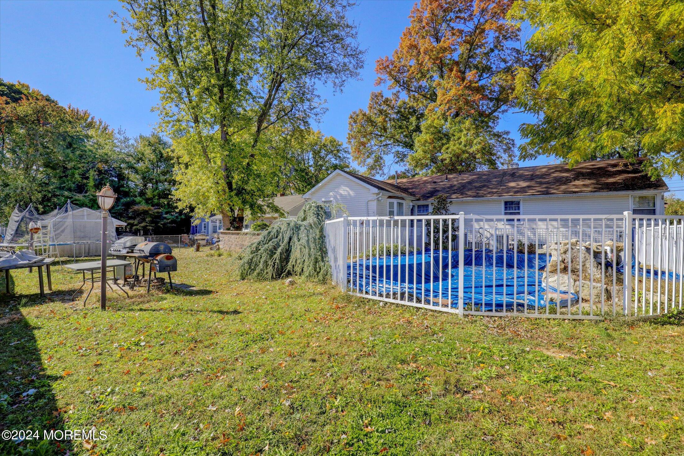 16 Campbell Drive