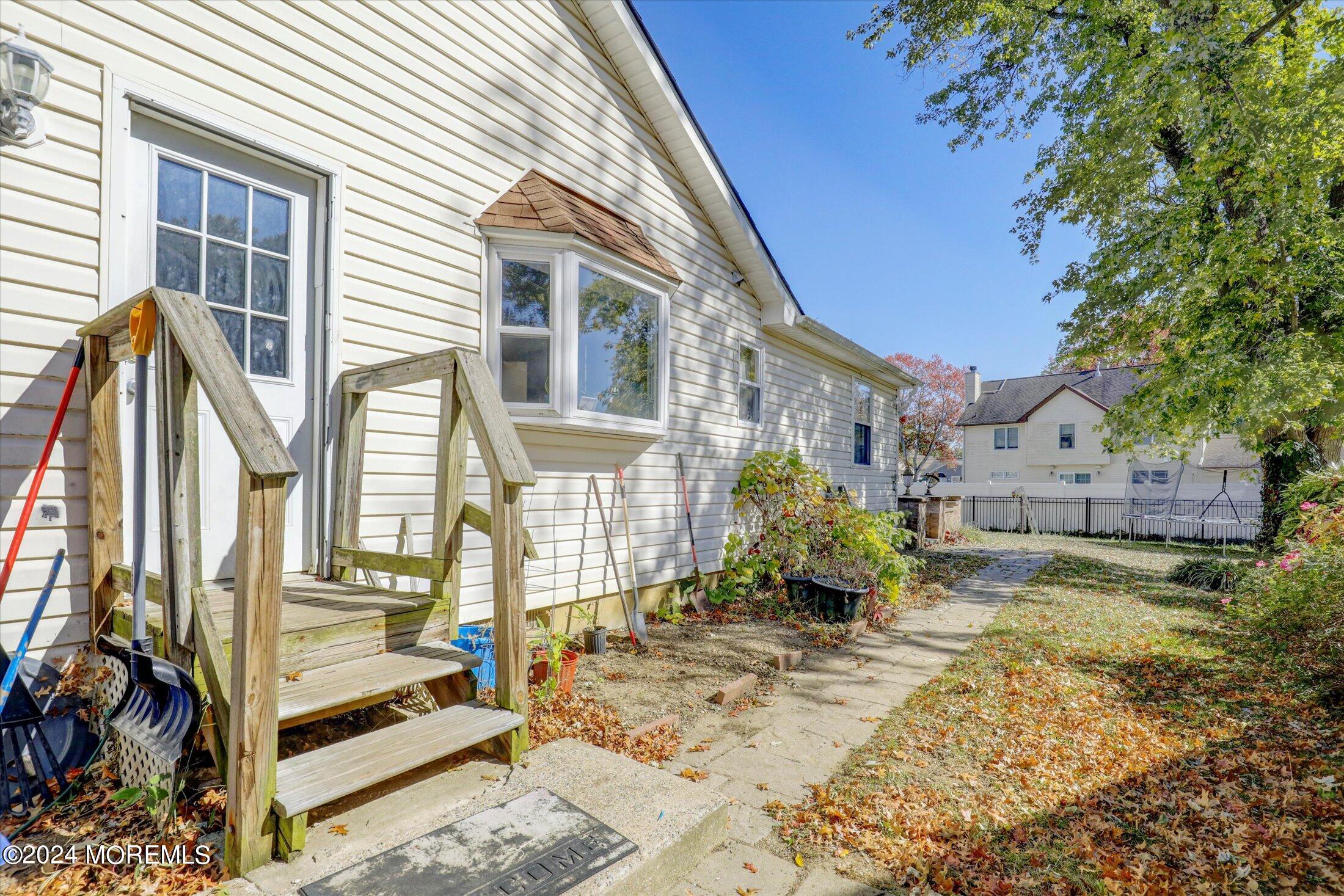 16 Campbell Drive