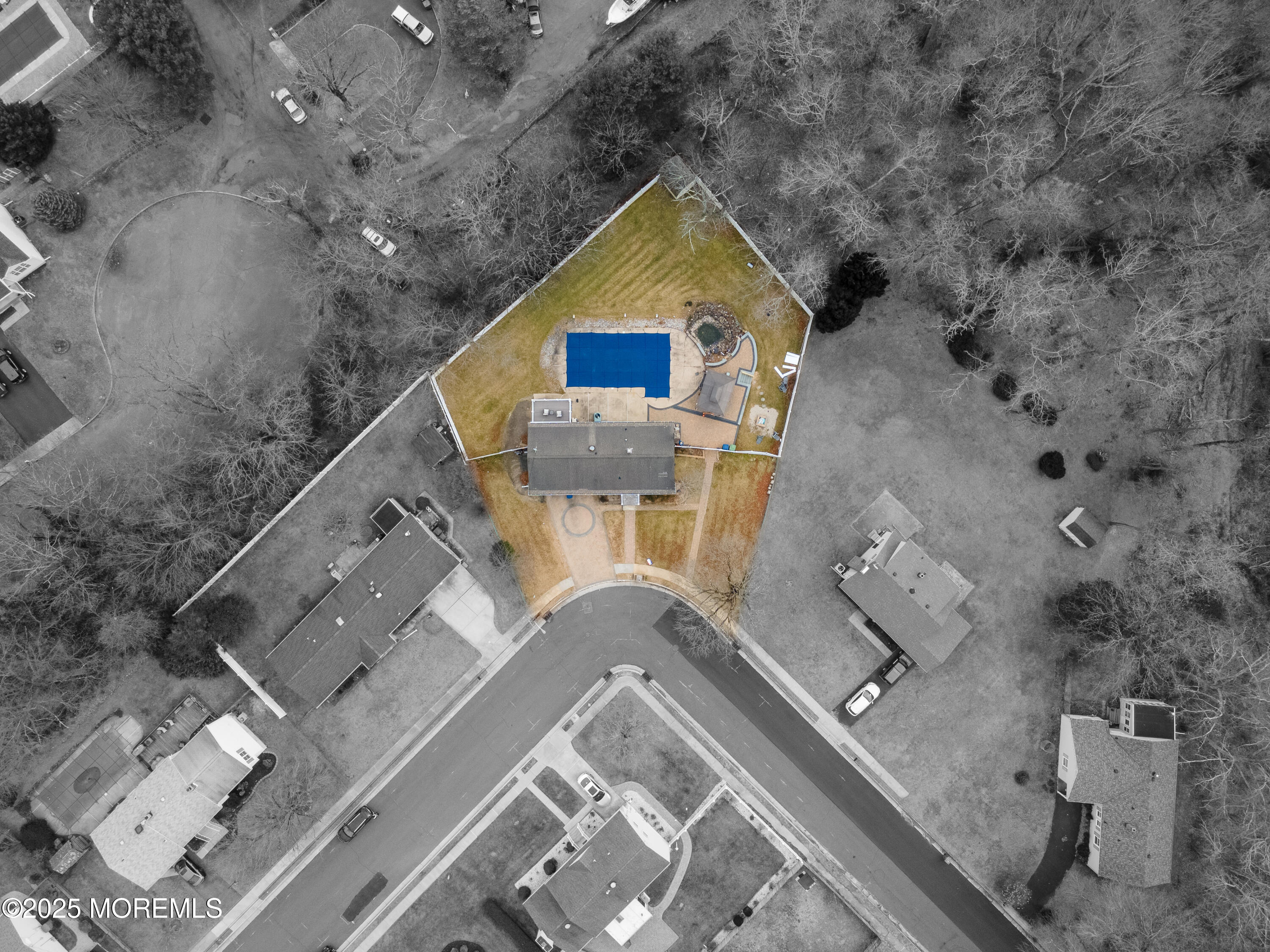 6 Sarian Drive