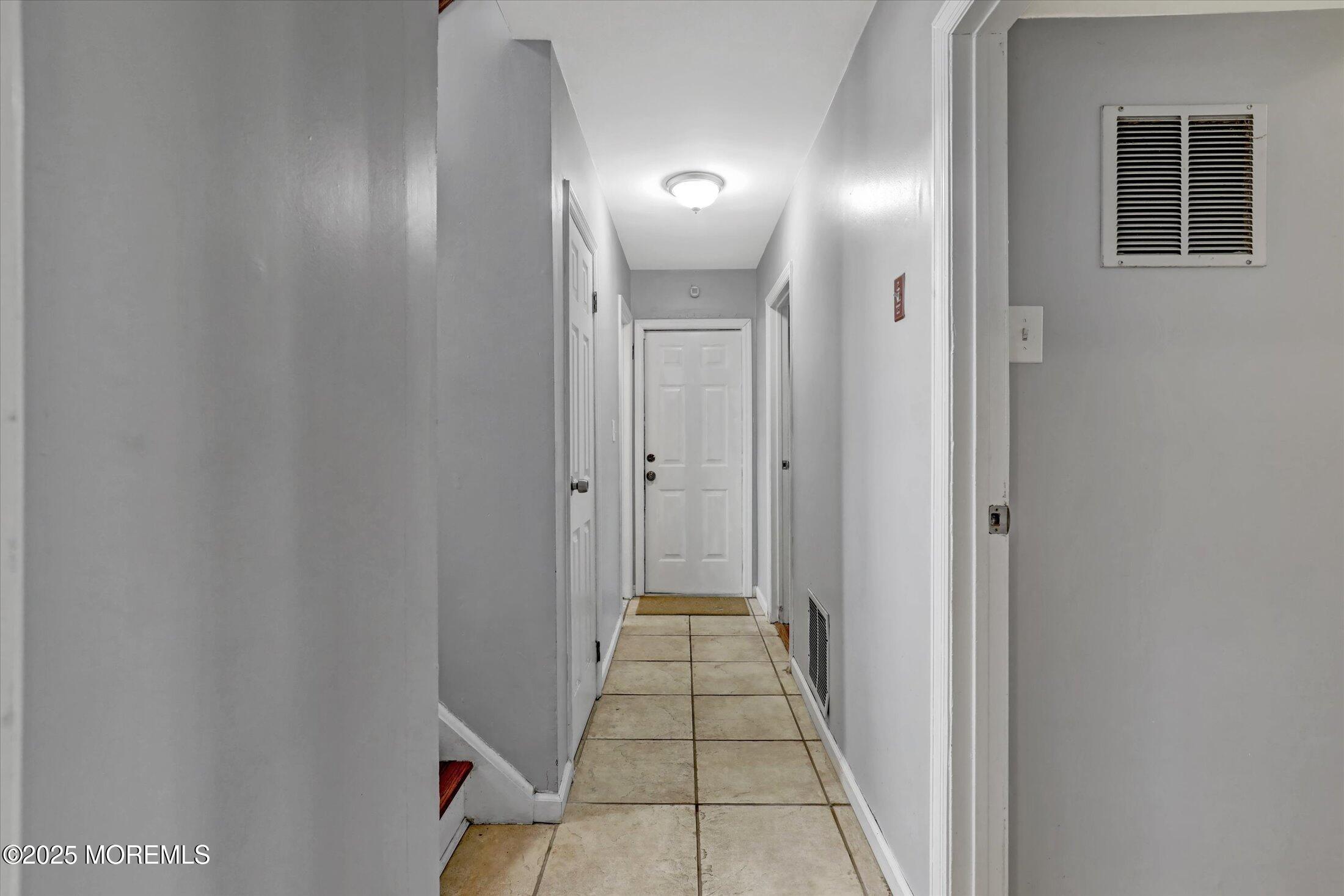 6 Sarian Drive