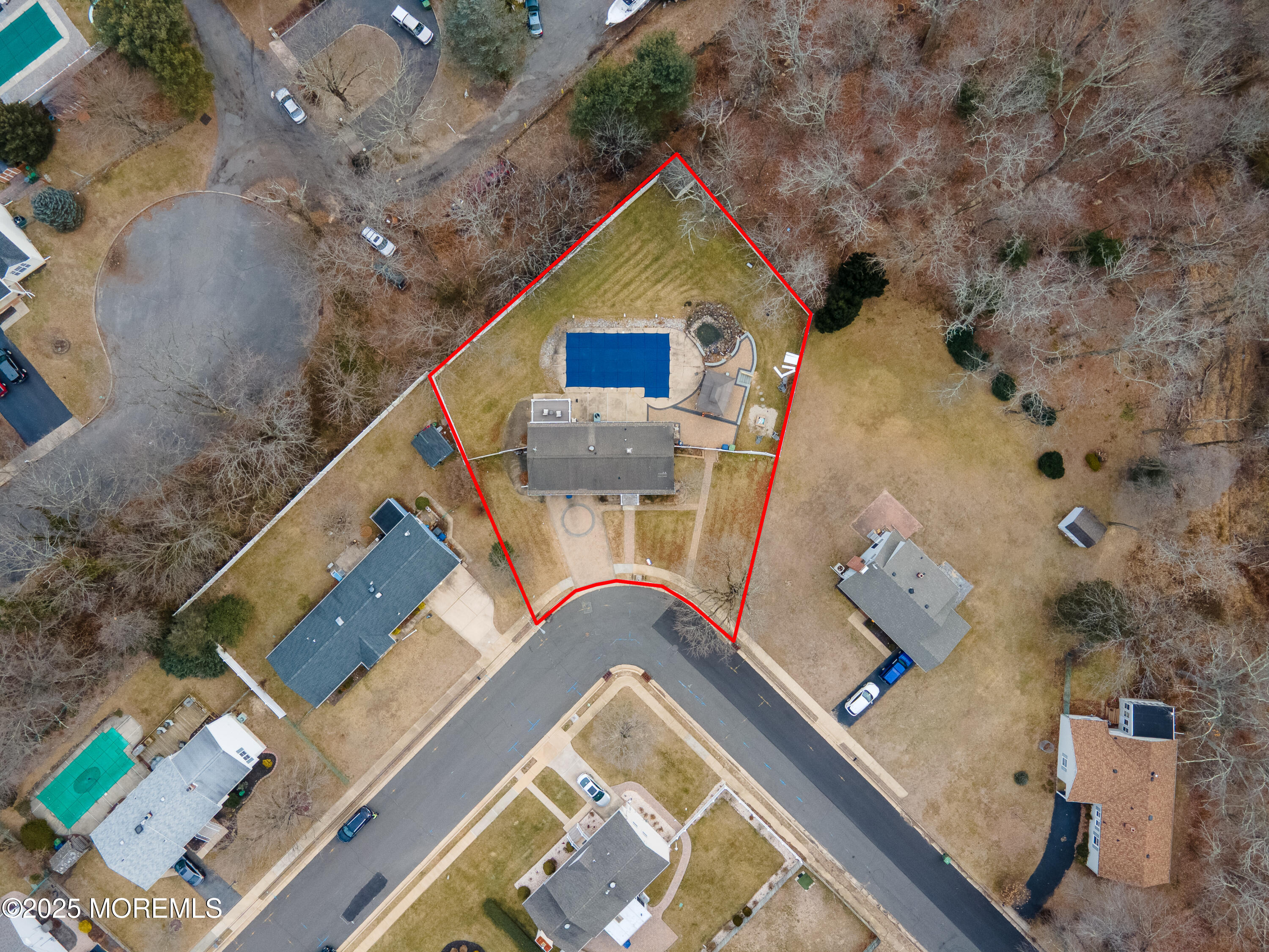 6 Sarian Drive