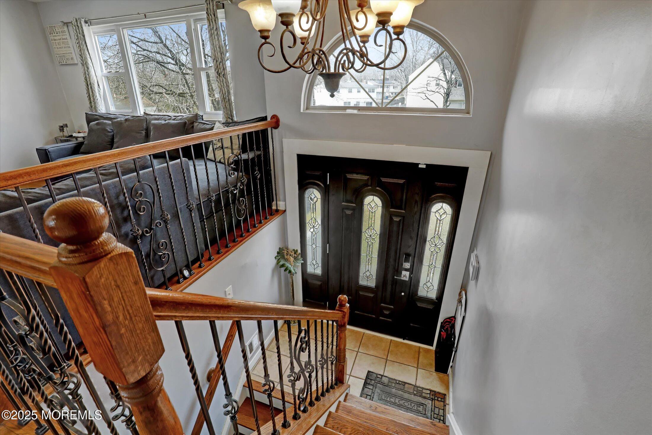6 Sarian Drive