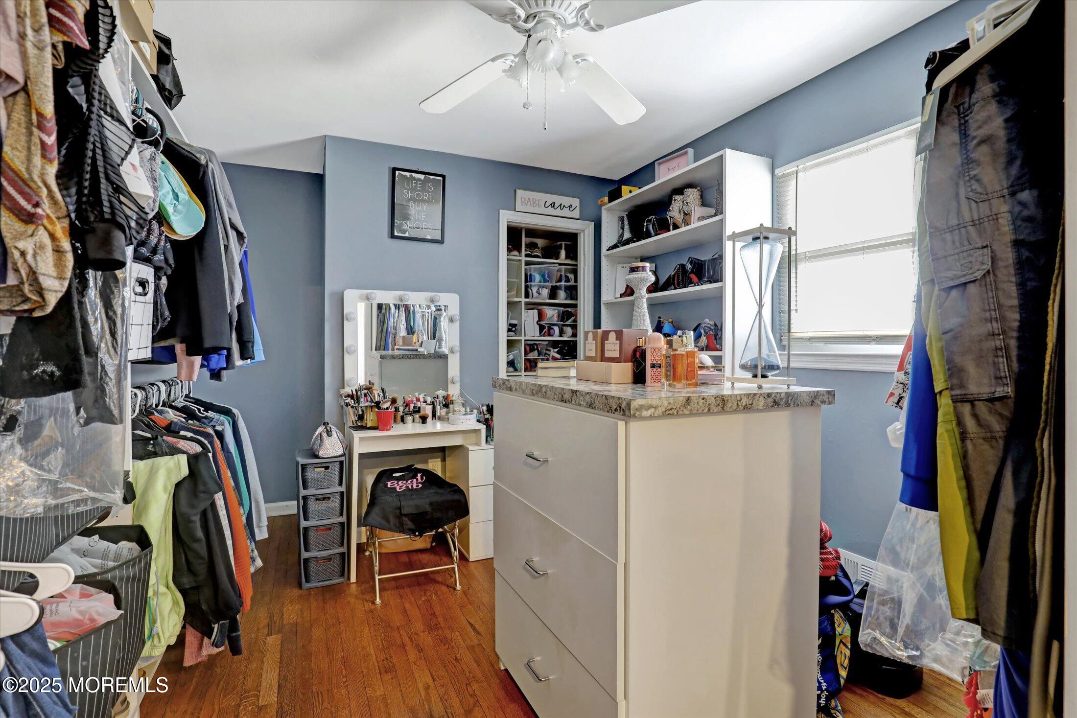 6 Sarian Drive