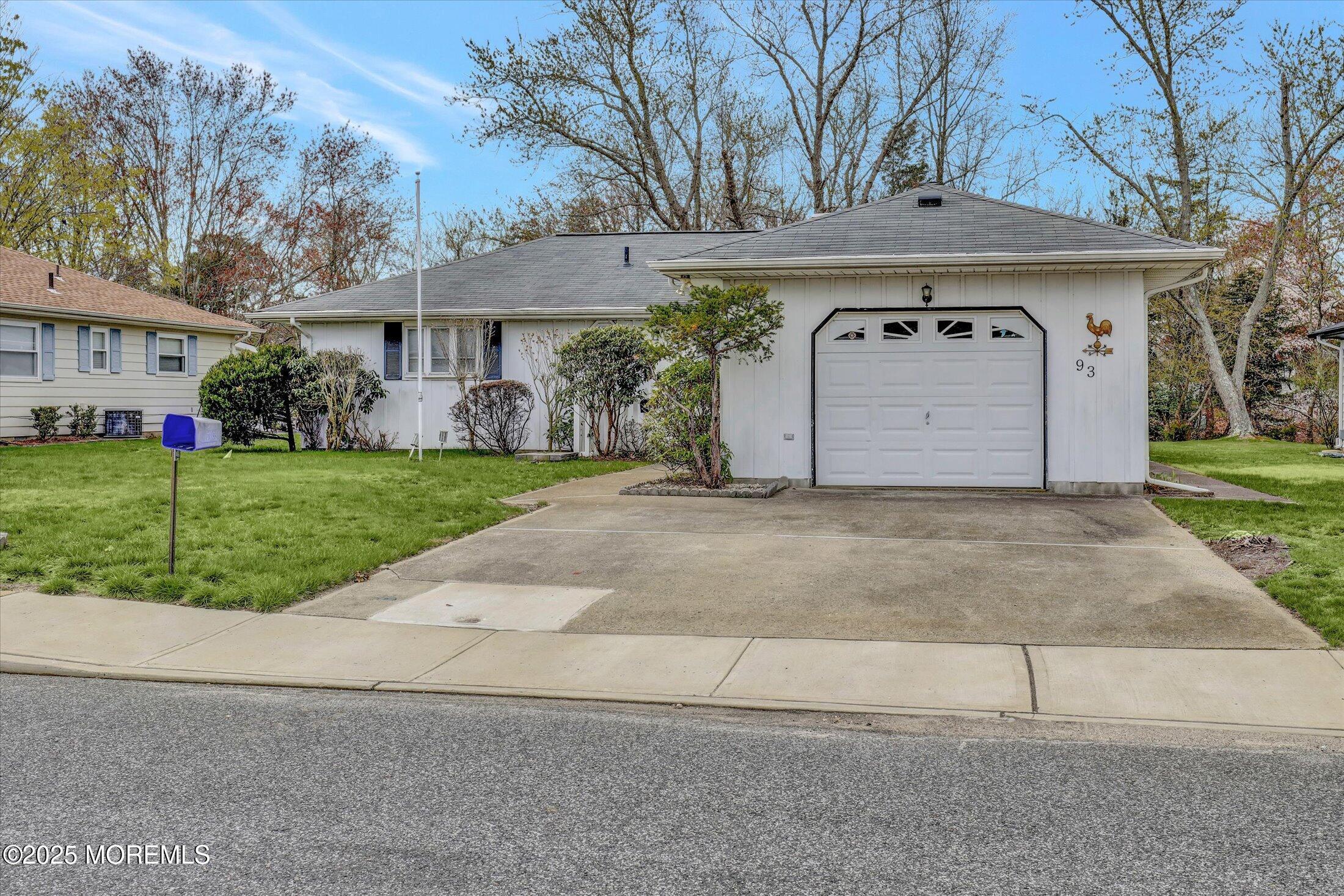 93 Barbados Drive S