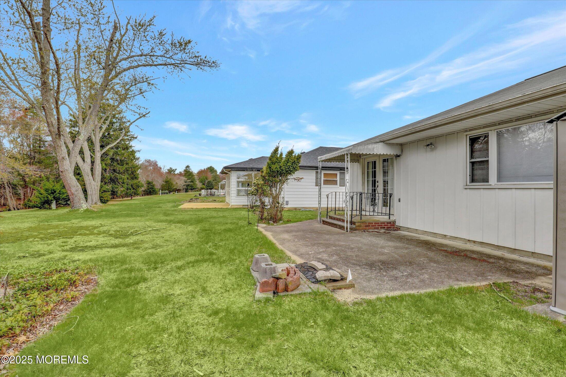 93 Barbados Drive S