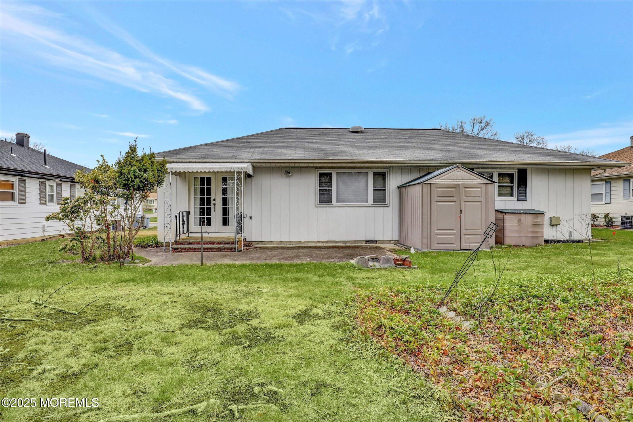 93 Barbados Drive S