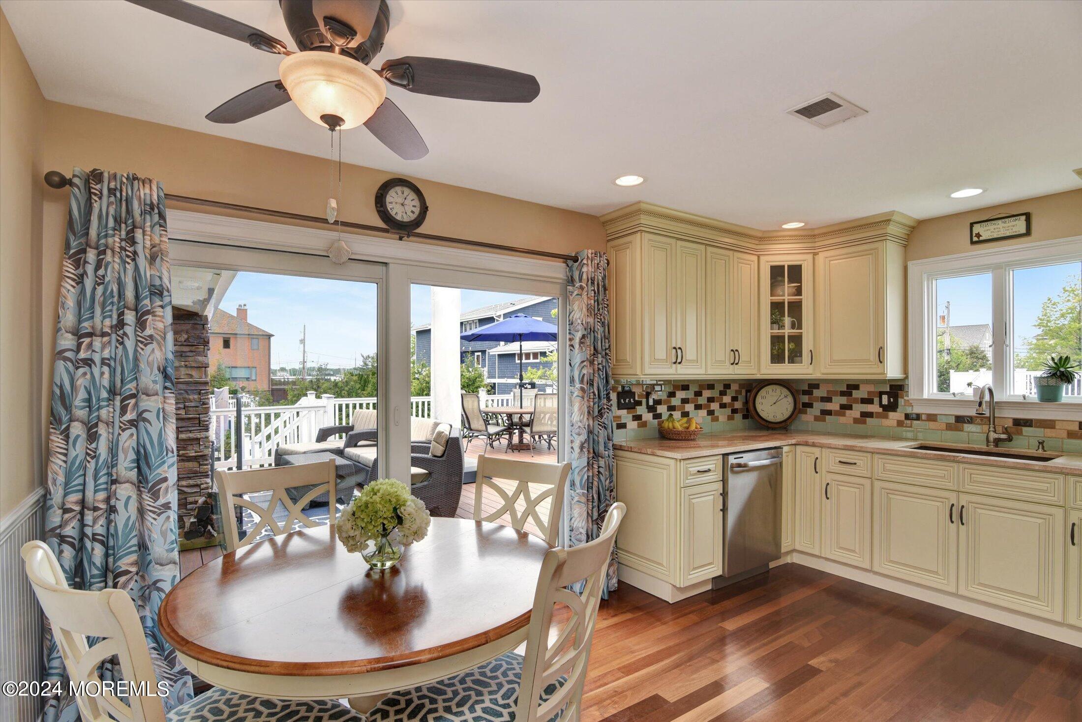 508 Port Au Peck Avenue