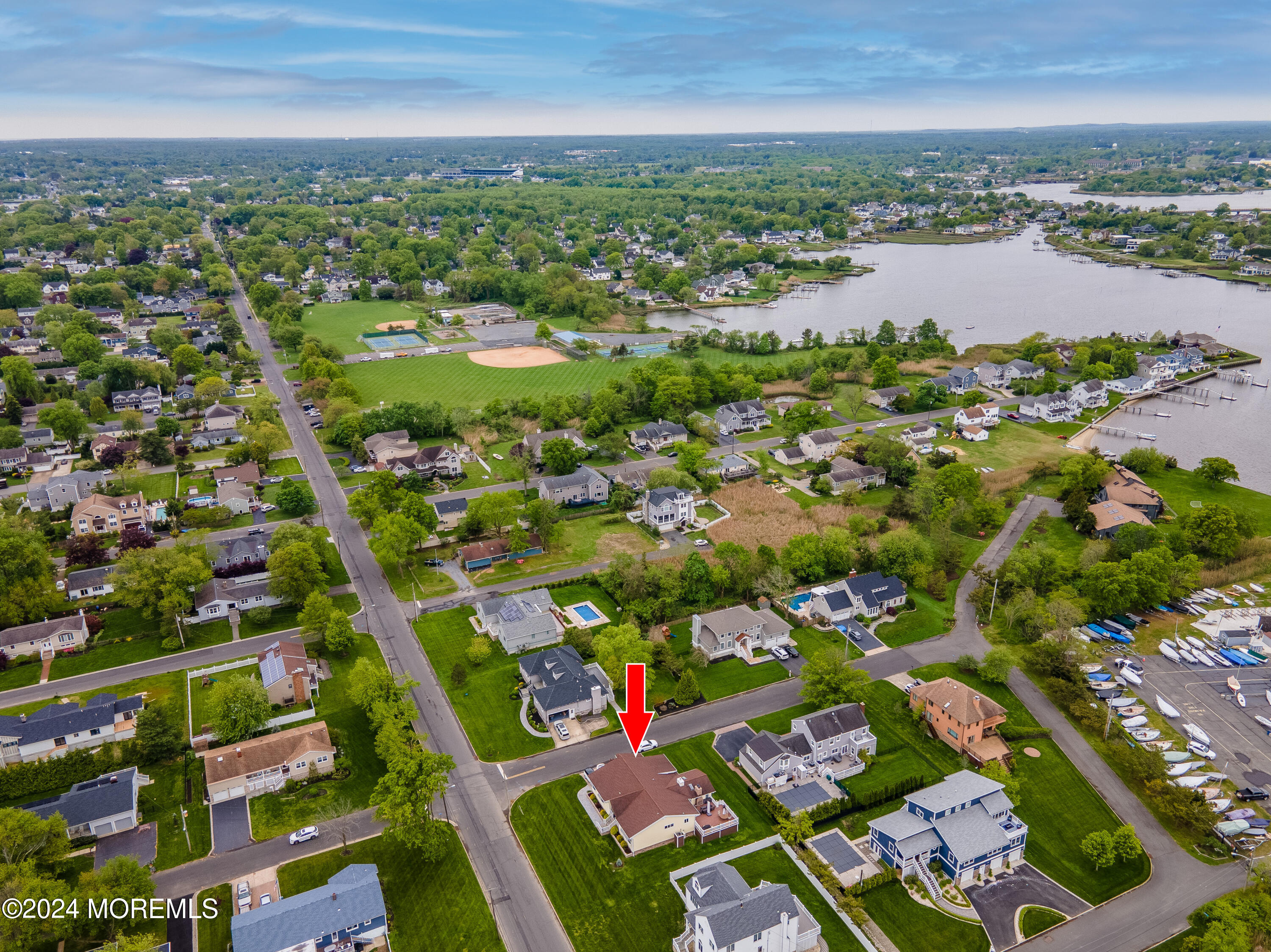 508 Port Au Peck Avenue