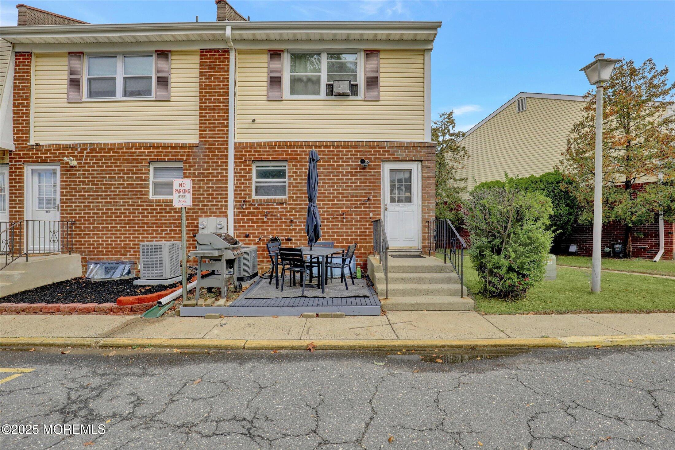 163 Primrose Lane