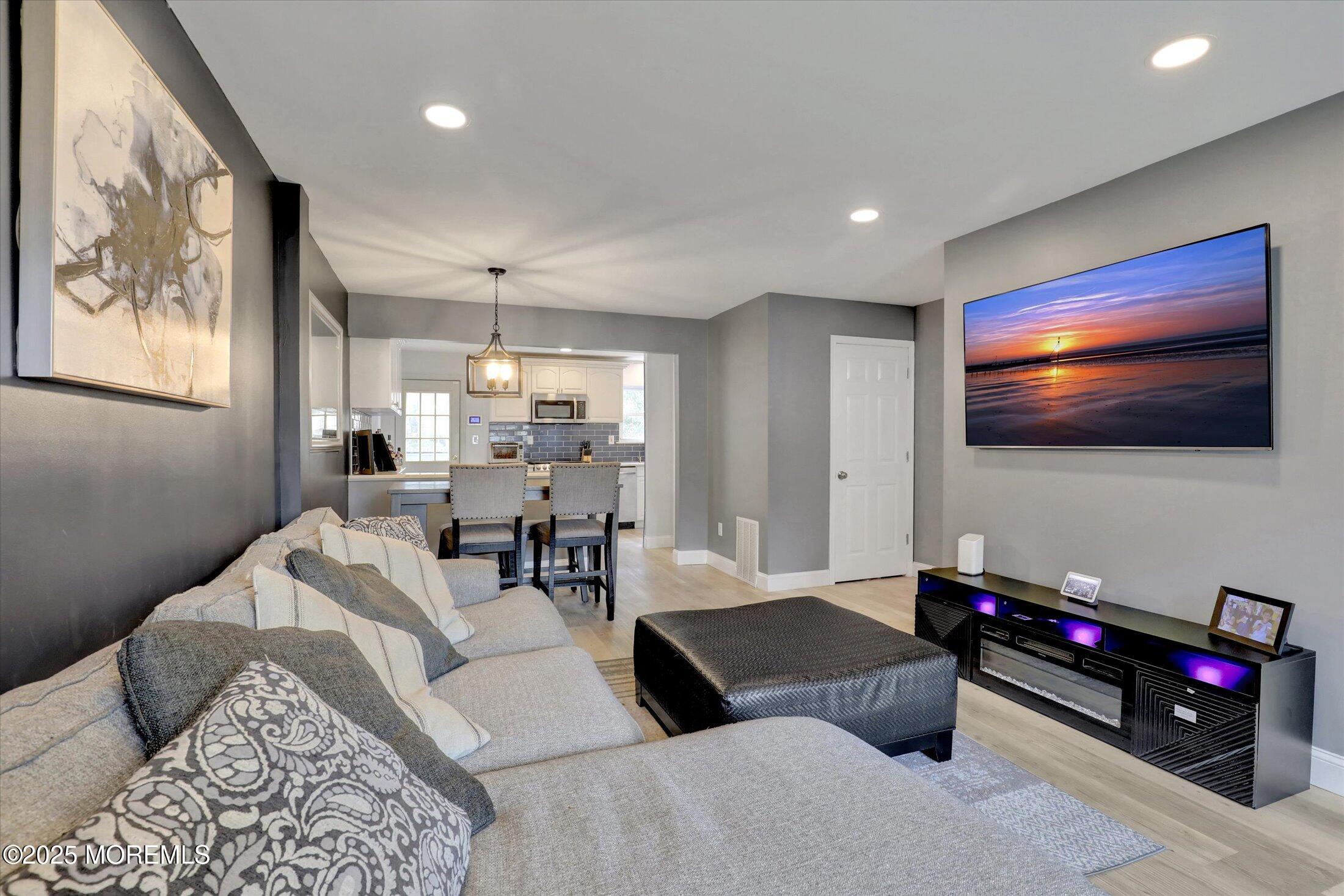 163 Primrose Lane