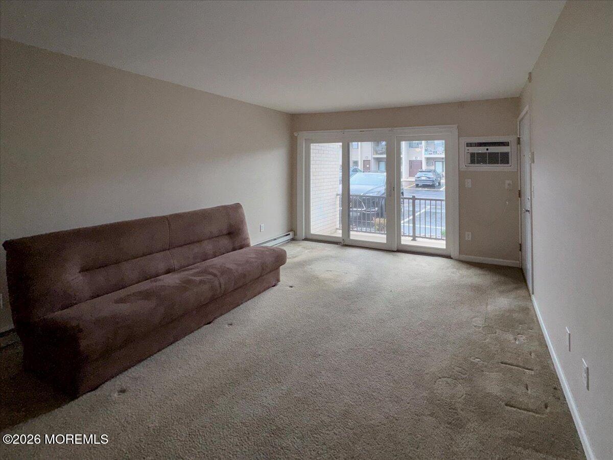 330 Shore Drive E2