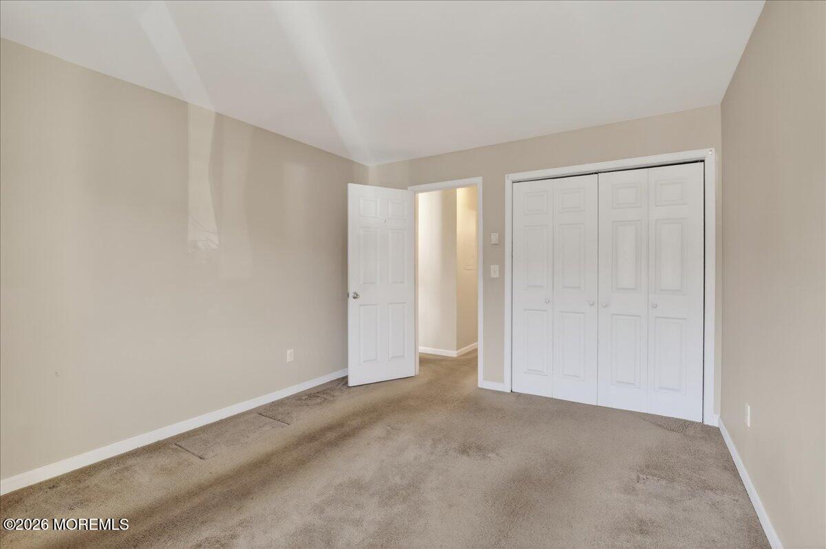 330 Shore Drive E2