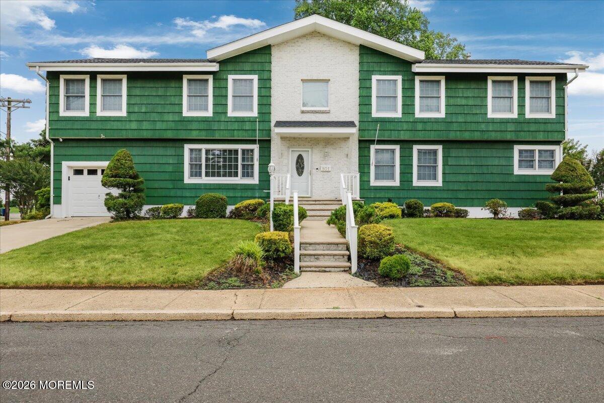 801 Stamford Drive