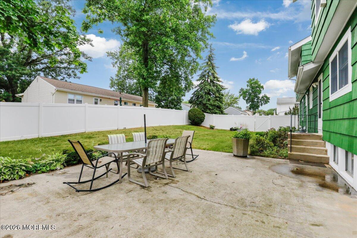 801 Stamford Drive