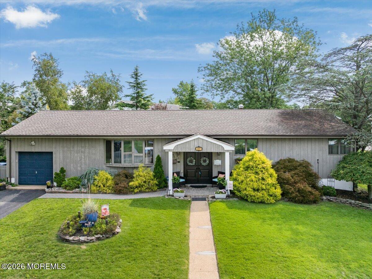 802 Stamford Drive