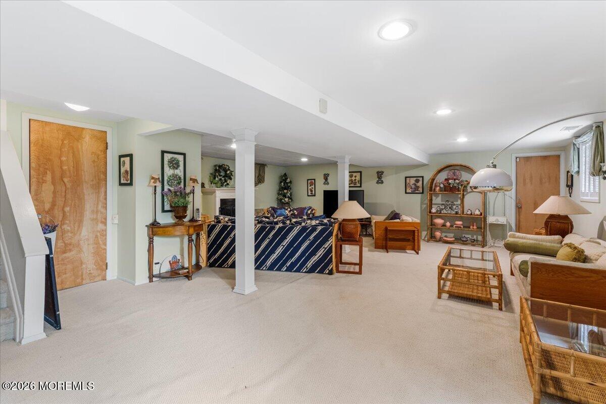 802 Stamford Drive
