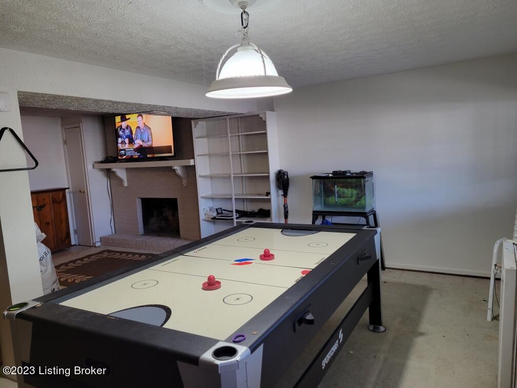 7537 Merlyn Cir