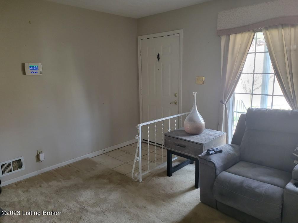 7537 Merlyn Cir