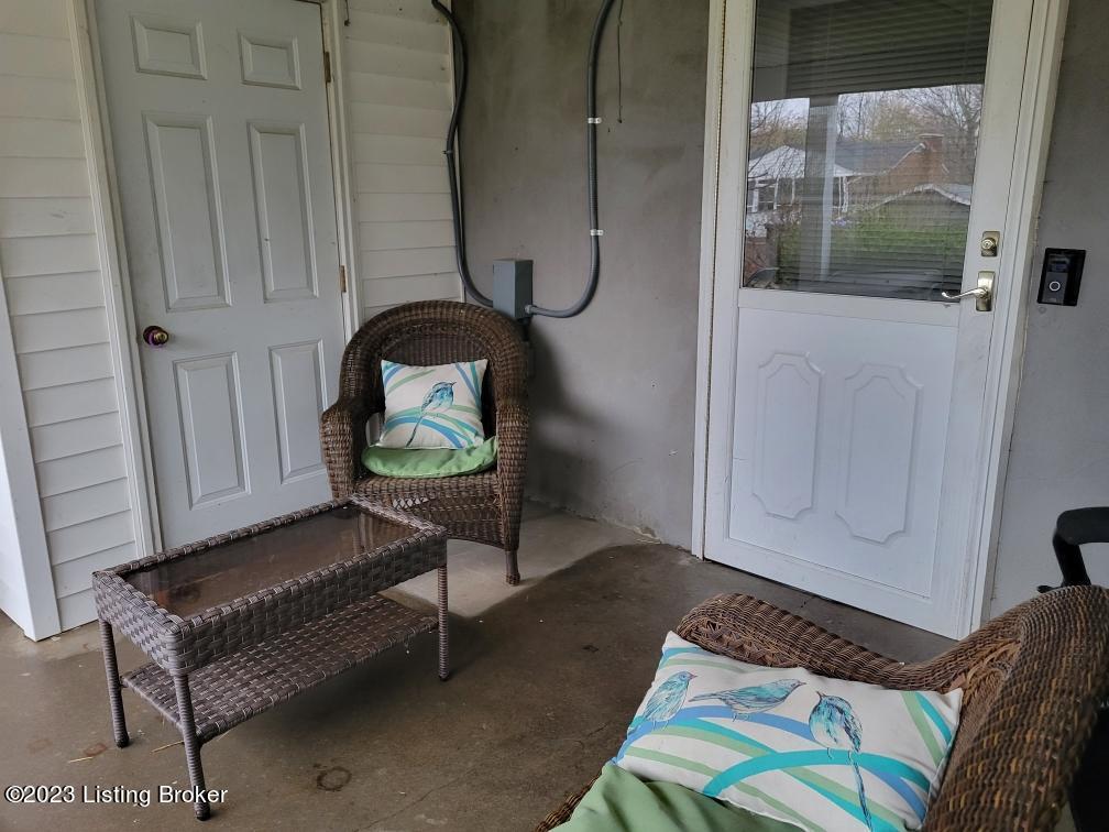 7537 Merlyn Cir