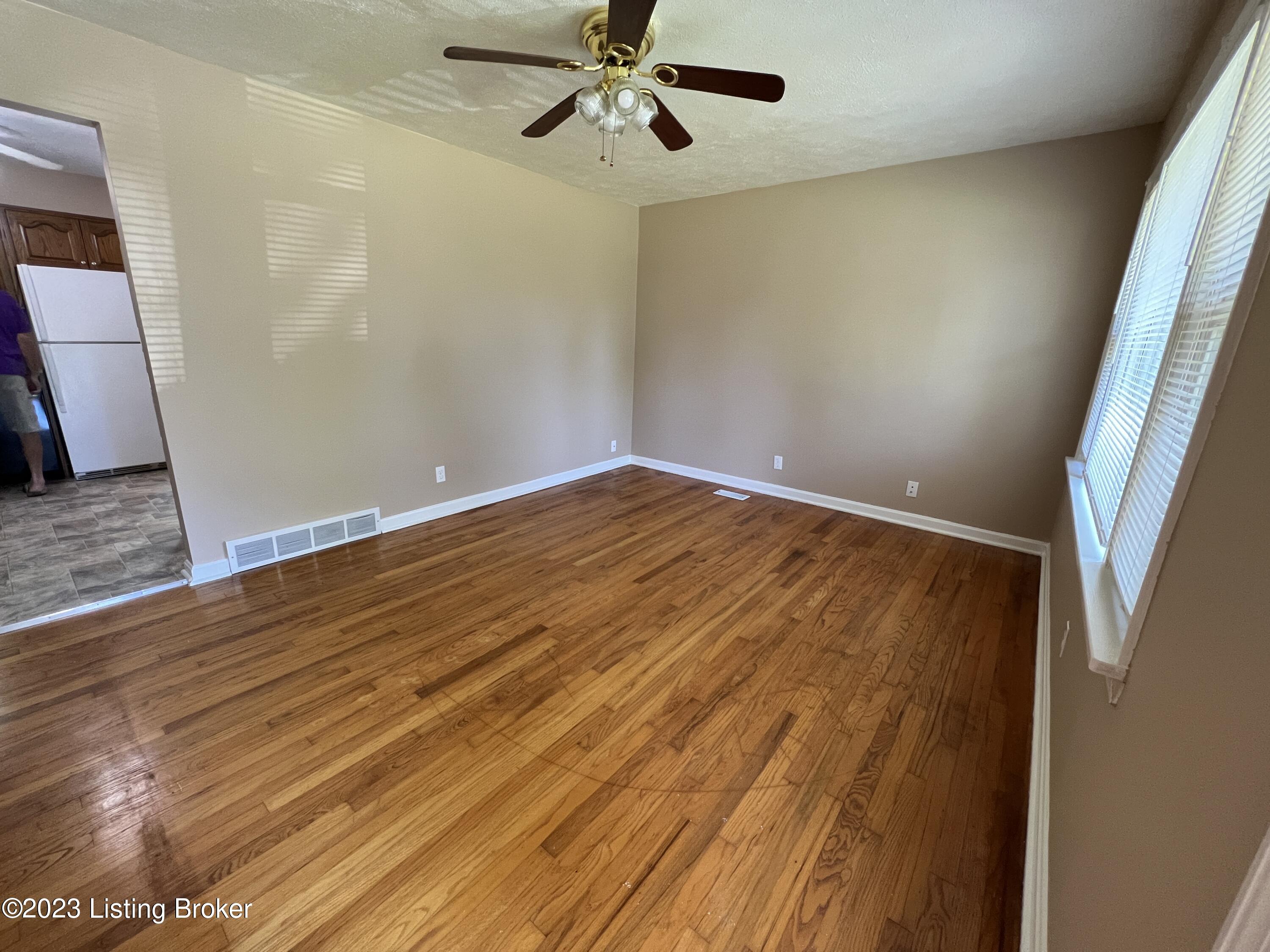 1403 Garvey Dr