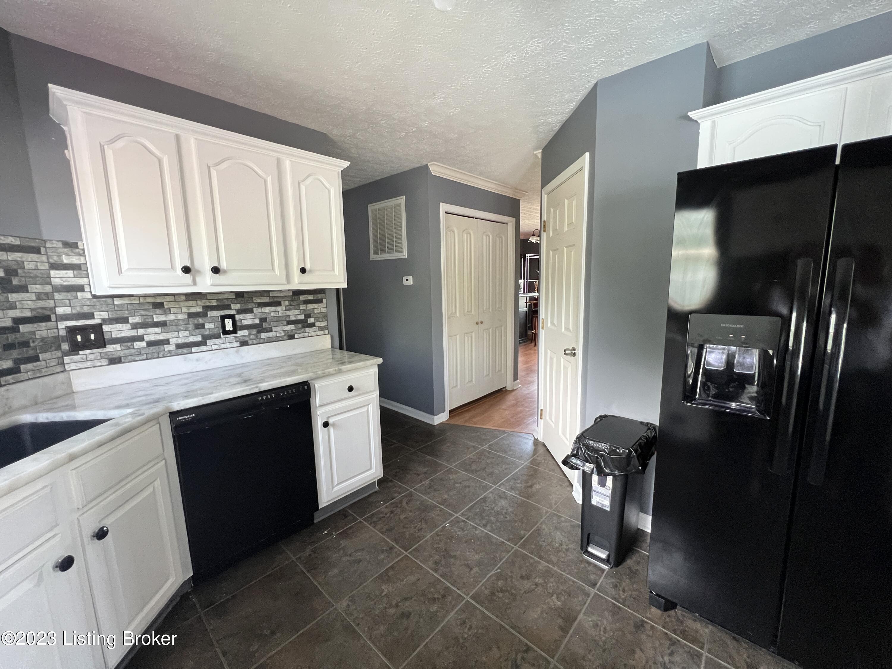 10105 Glen Rose Ct