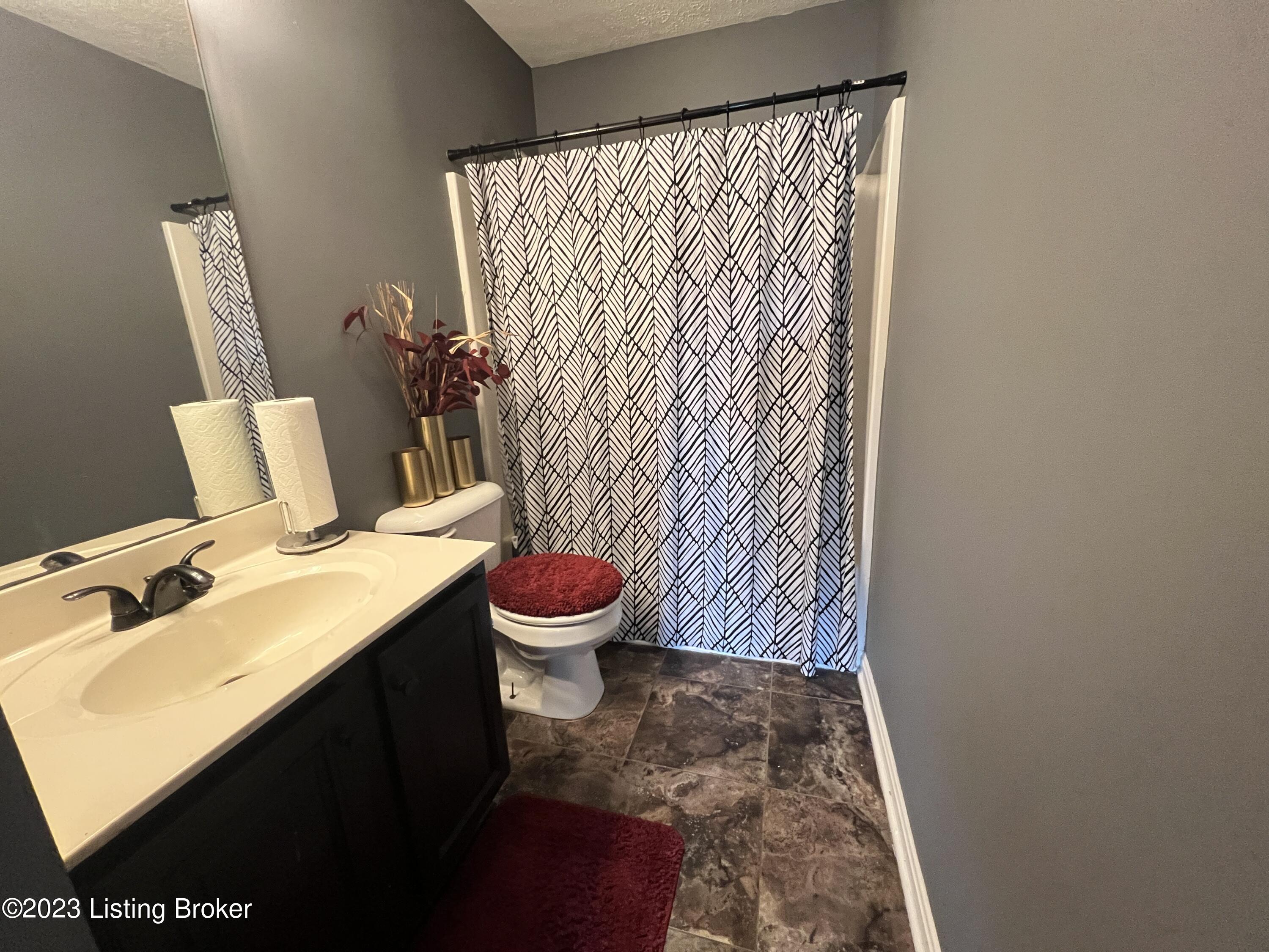 10105 Glen Rose Ct