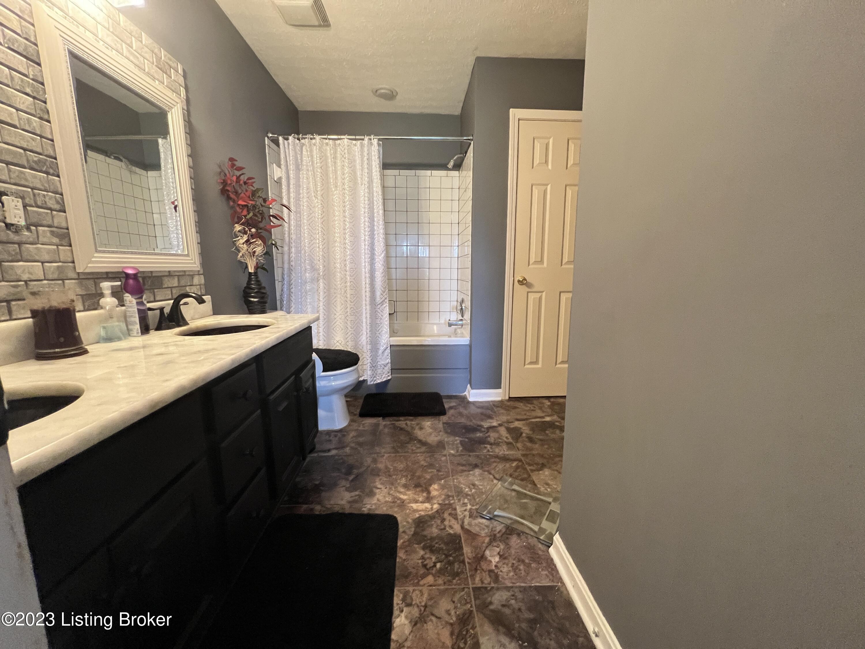 10105 Glen Rose Ct