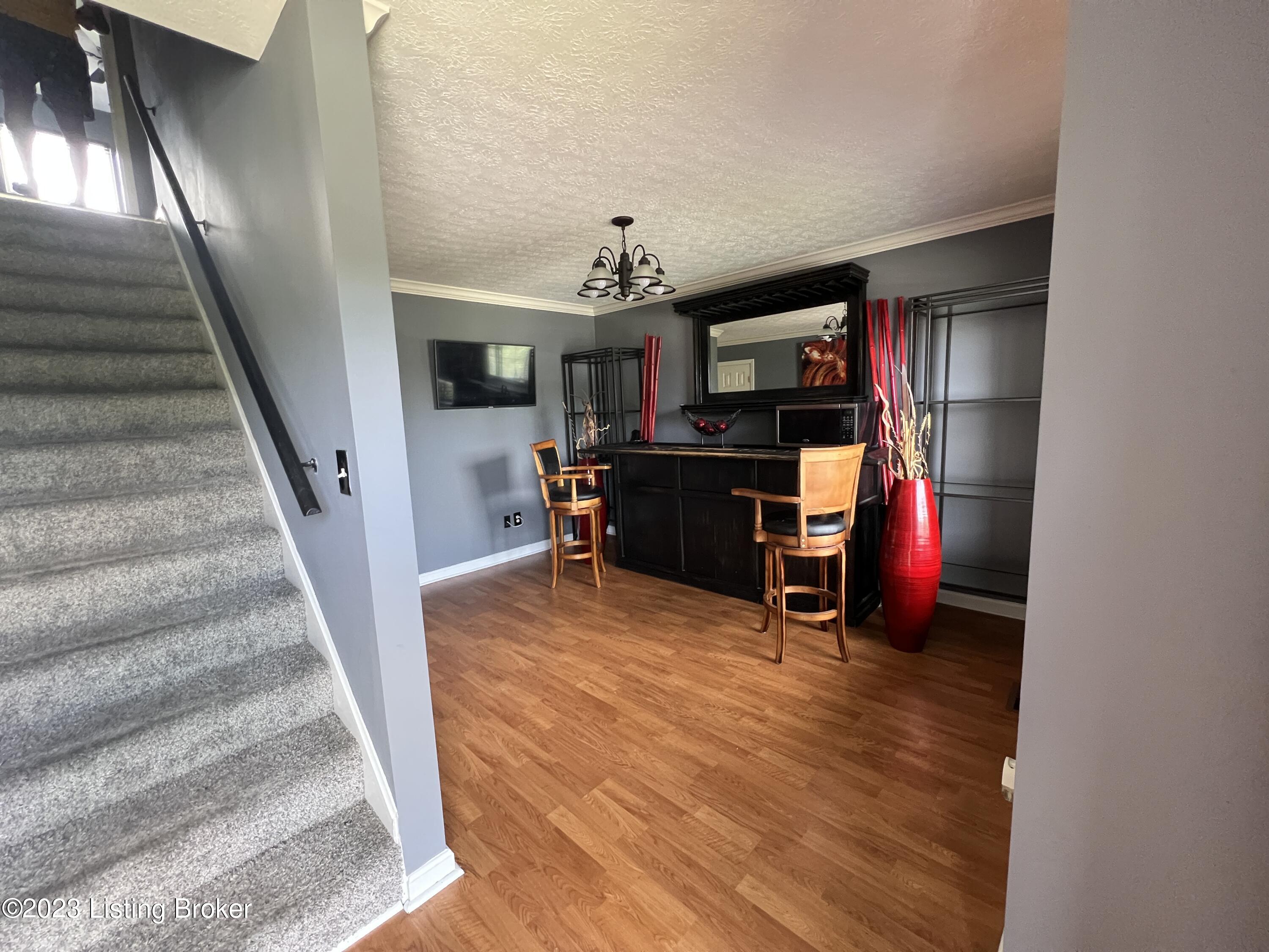 10105 Glen Rose Ct