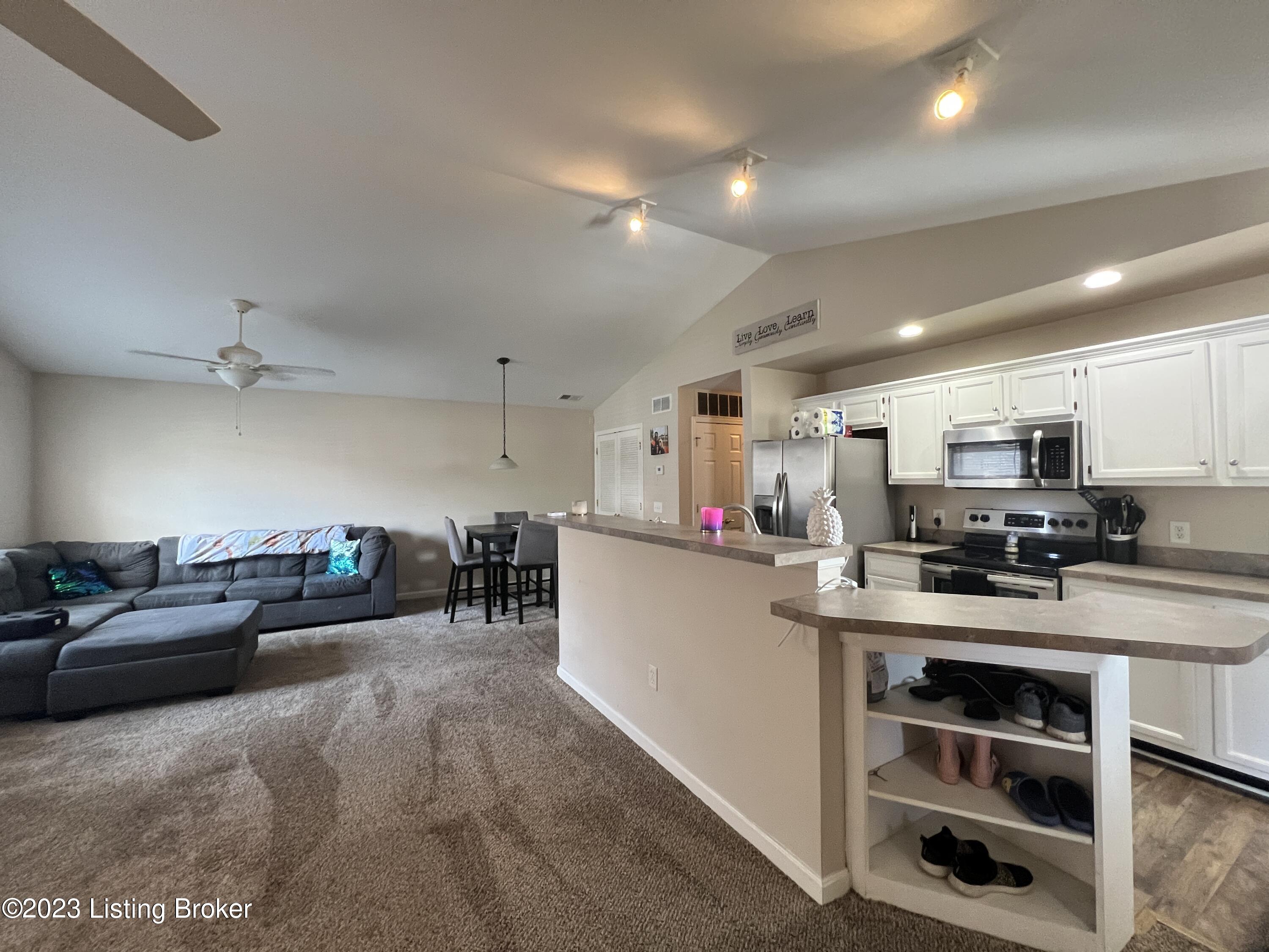 6500 Brook Bend Way, 206