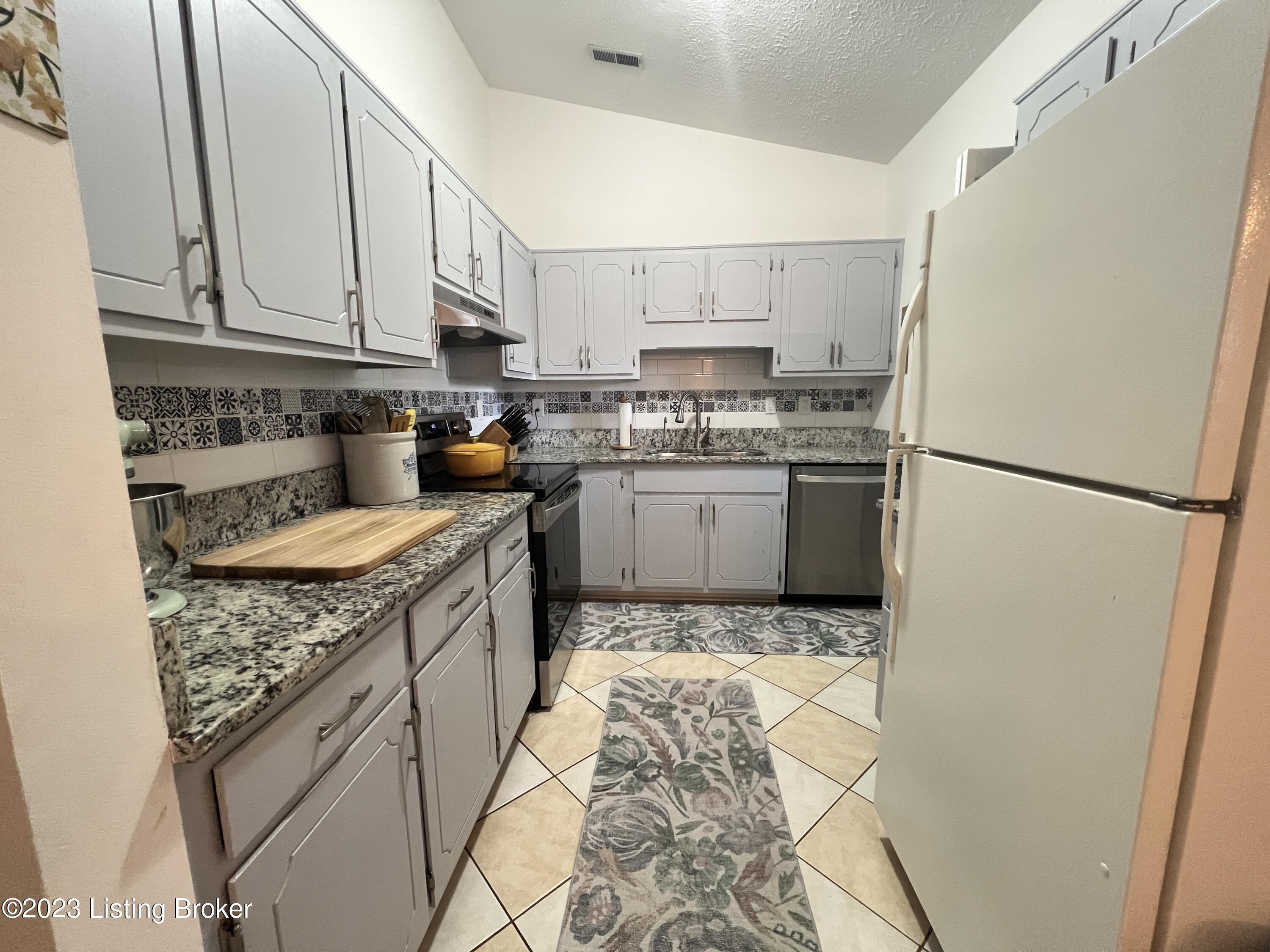 829 Magnolia Dr