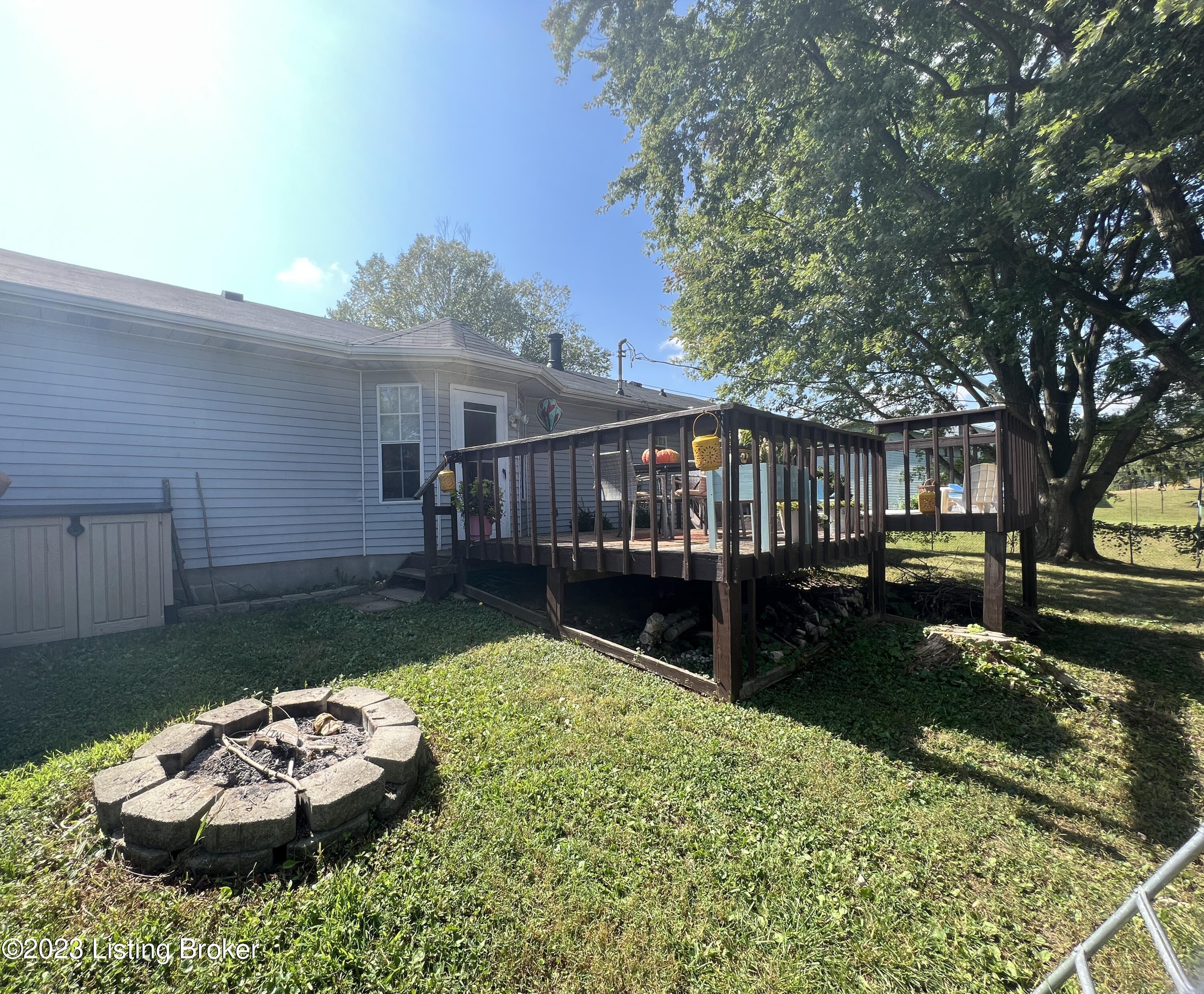 829 Magnolia Dr