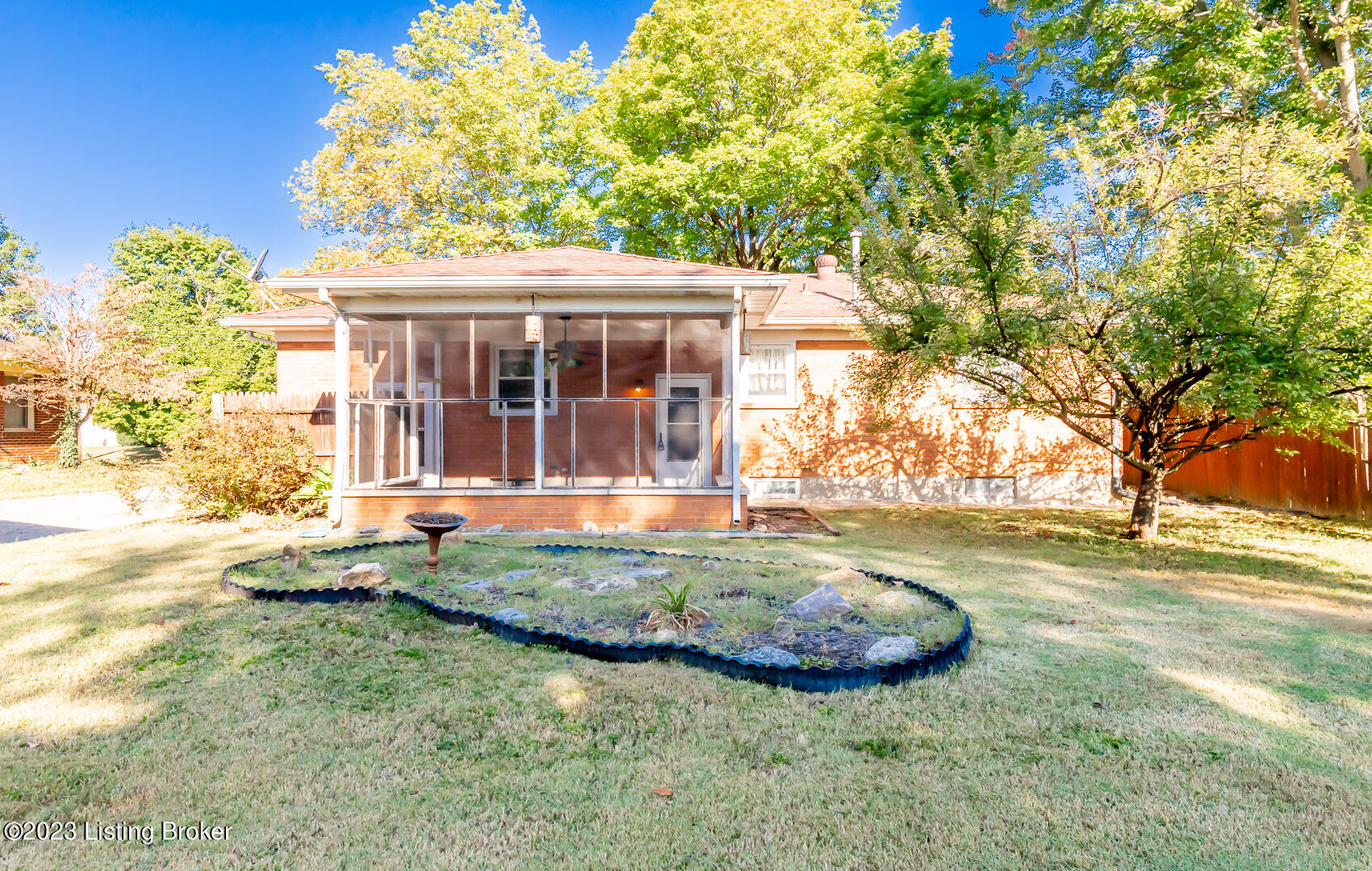 6115 Arlone Ct