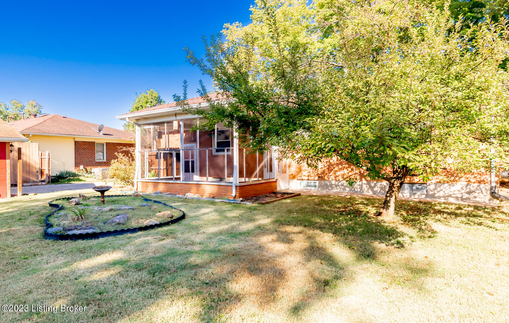 6115 Arlone Ct